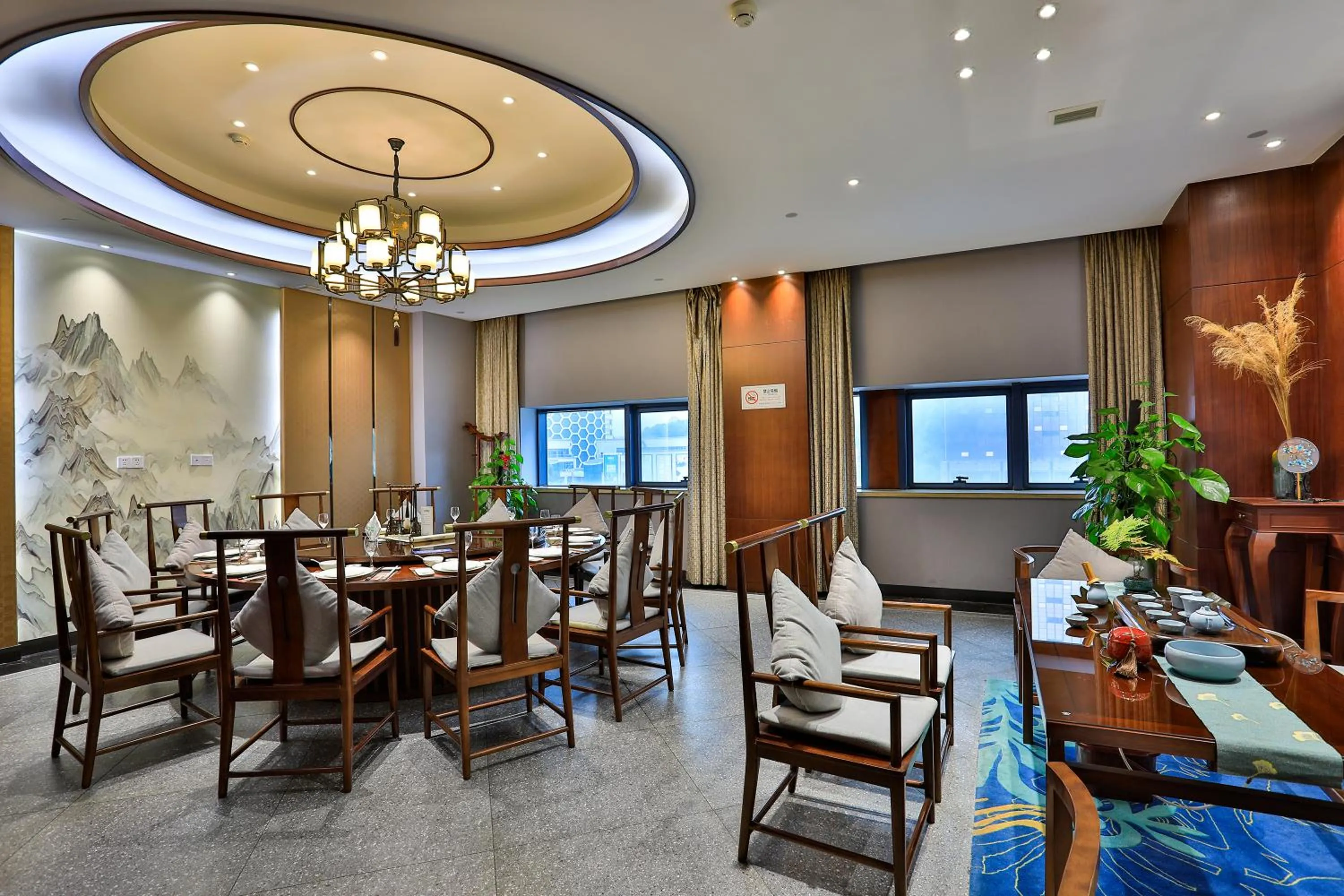 Restaurant/places to eat in SSAW Boutique Hotel Tonglu World Trade