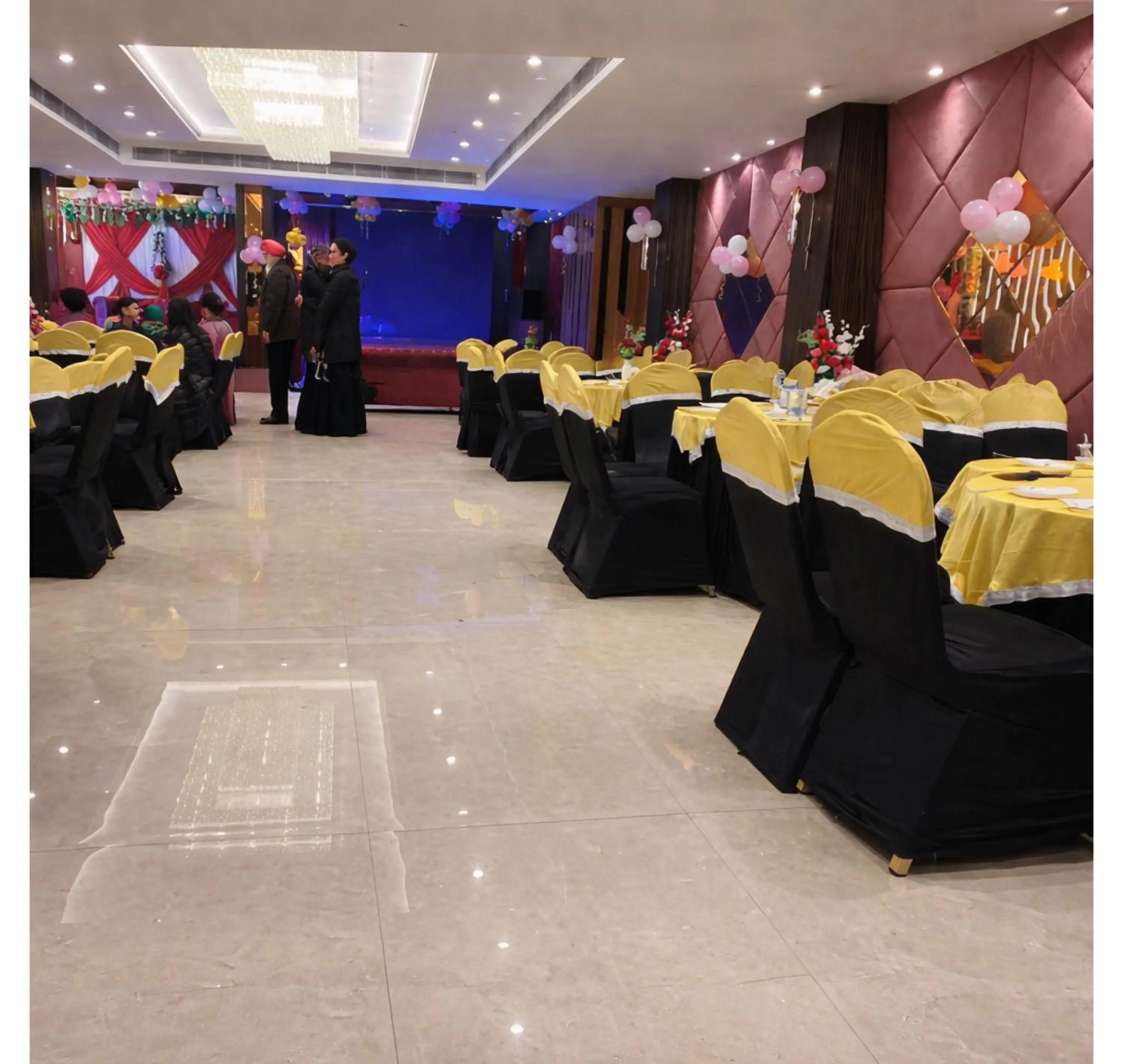 Banquet/Function facilities in Hotel Diamond Villa and Banquet