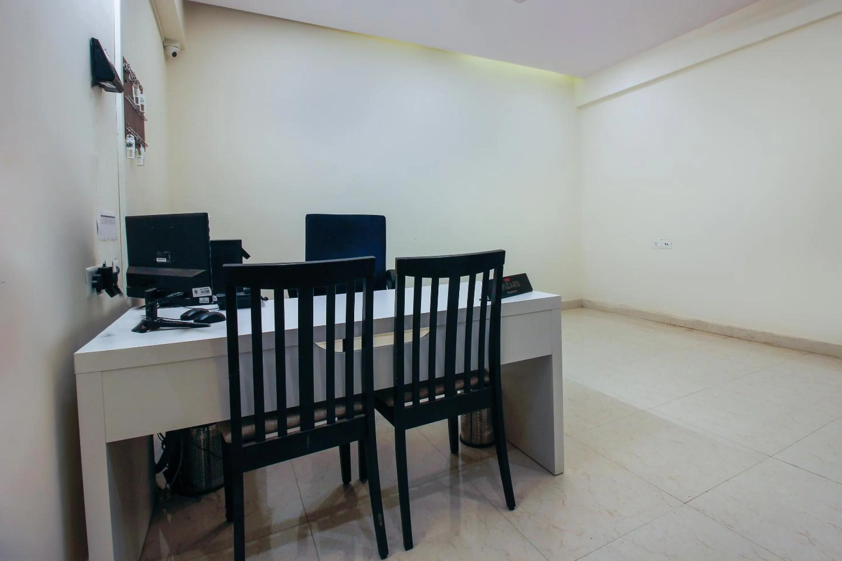 Lobby or reception in Hotel O Elite Spaces Puppalaguda