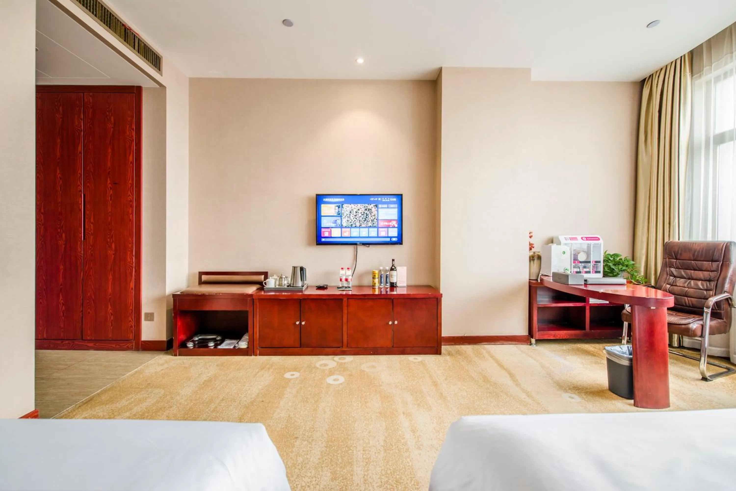 Minghua Hotel