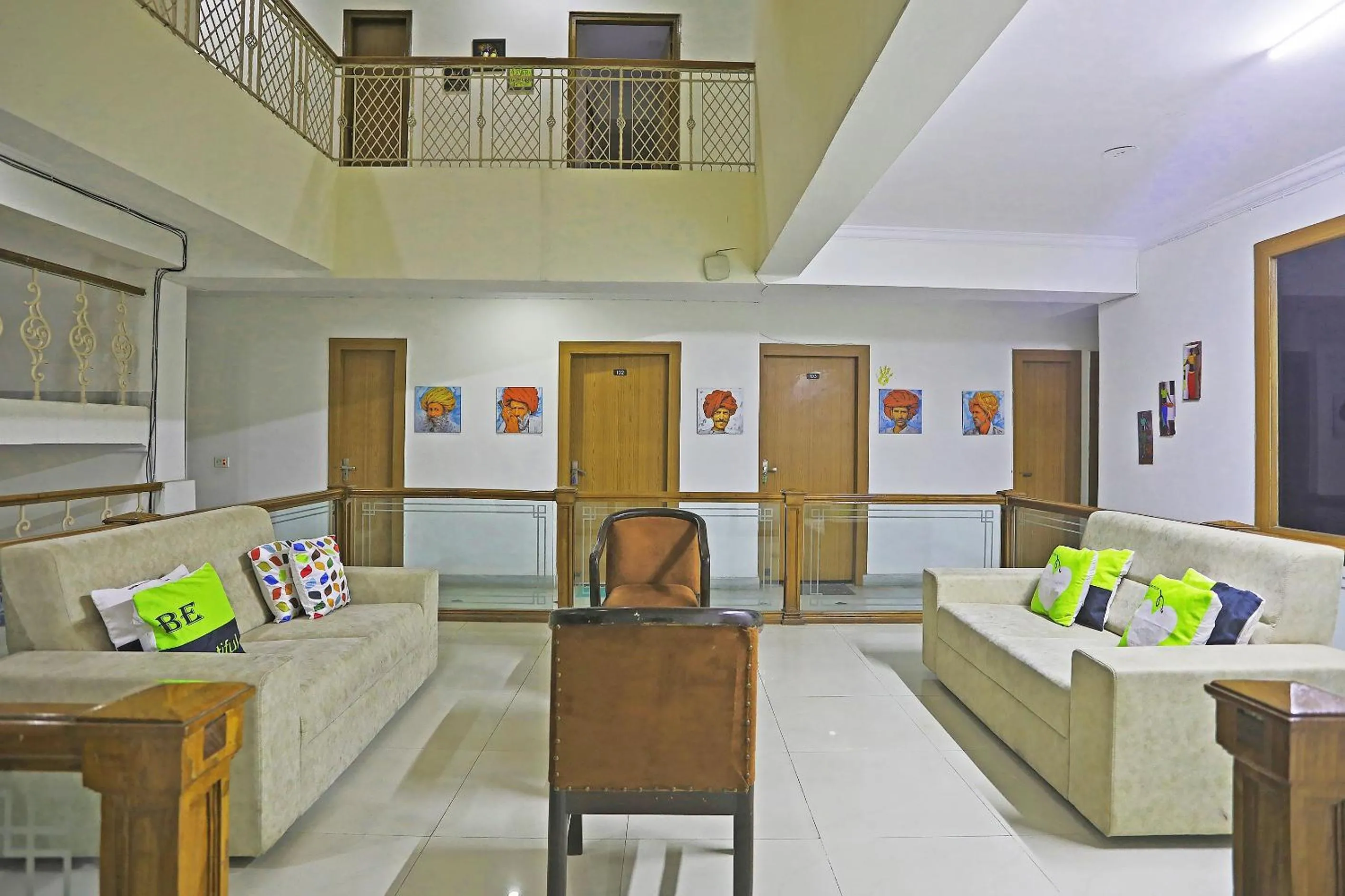 Lobby or reception in Collection O Royal Residency S30
