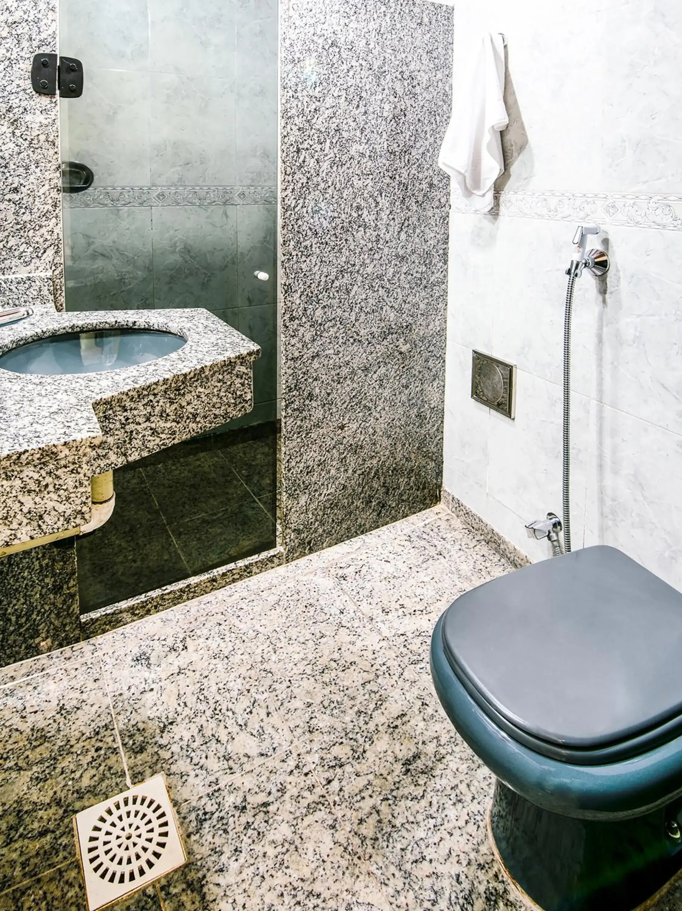 Bathroom in Hotel Villa Rica Bathroom in Hotel Villa Rica