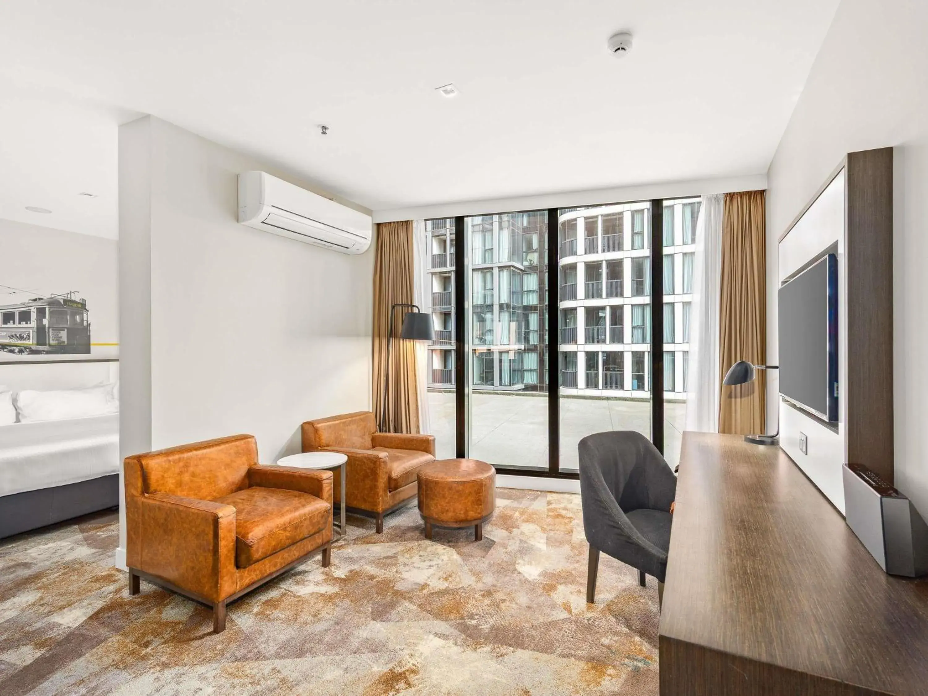 Photo of the whole room in Peppers Docklands Photo of the whole room in Peppers Docklands