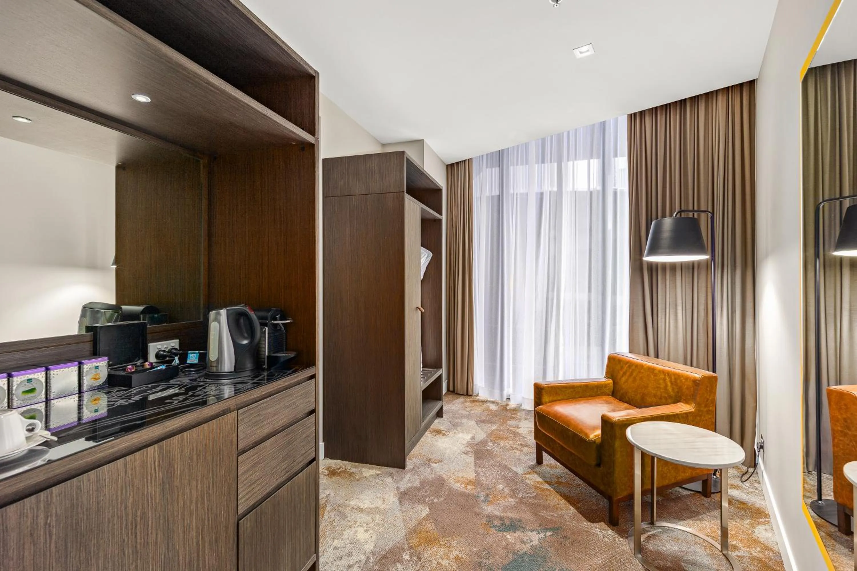 Coffee/tea facilities in Peppers Docklands