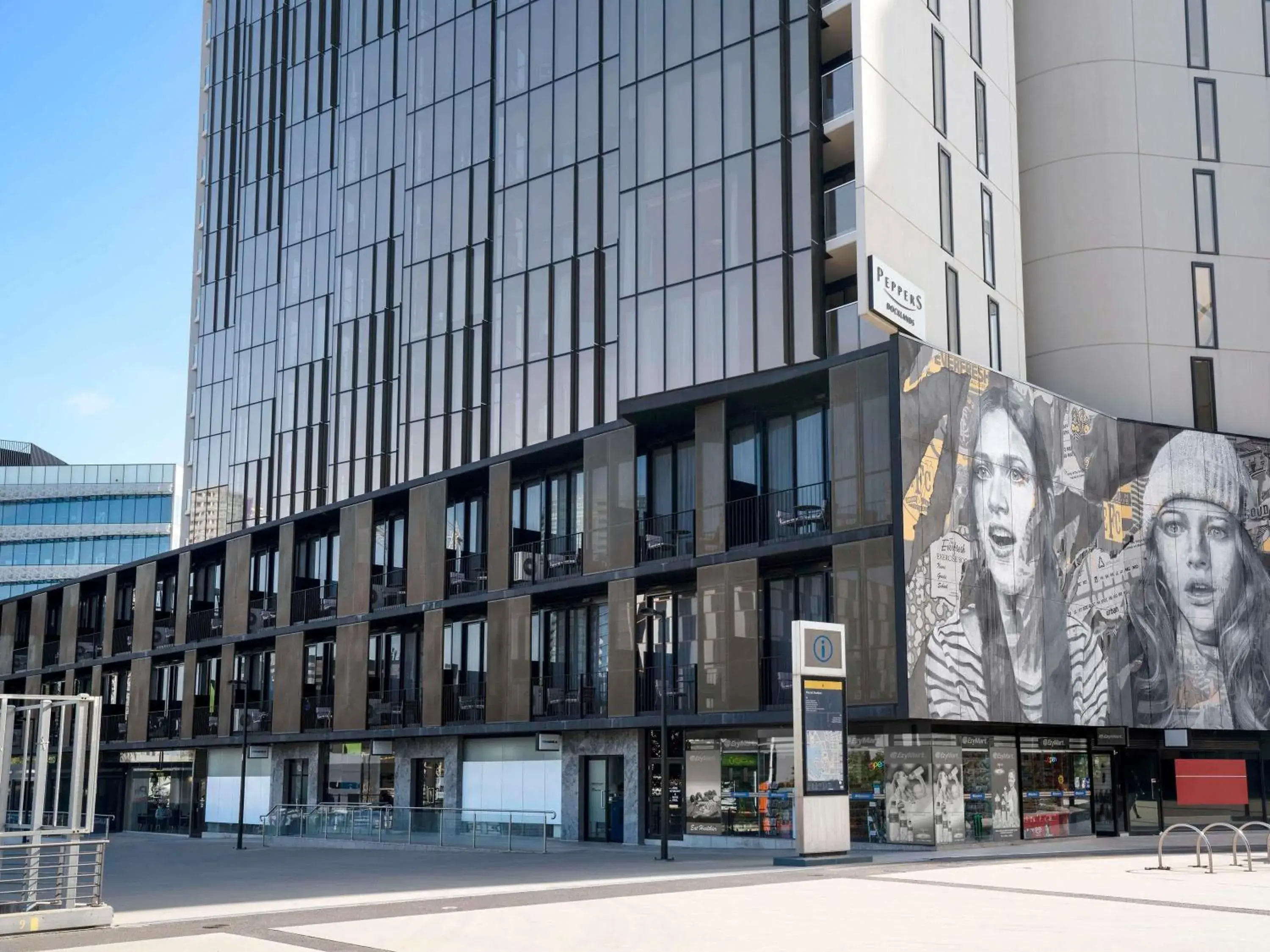 Property building in Peppers Docklands Property building in Peppers Docklands