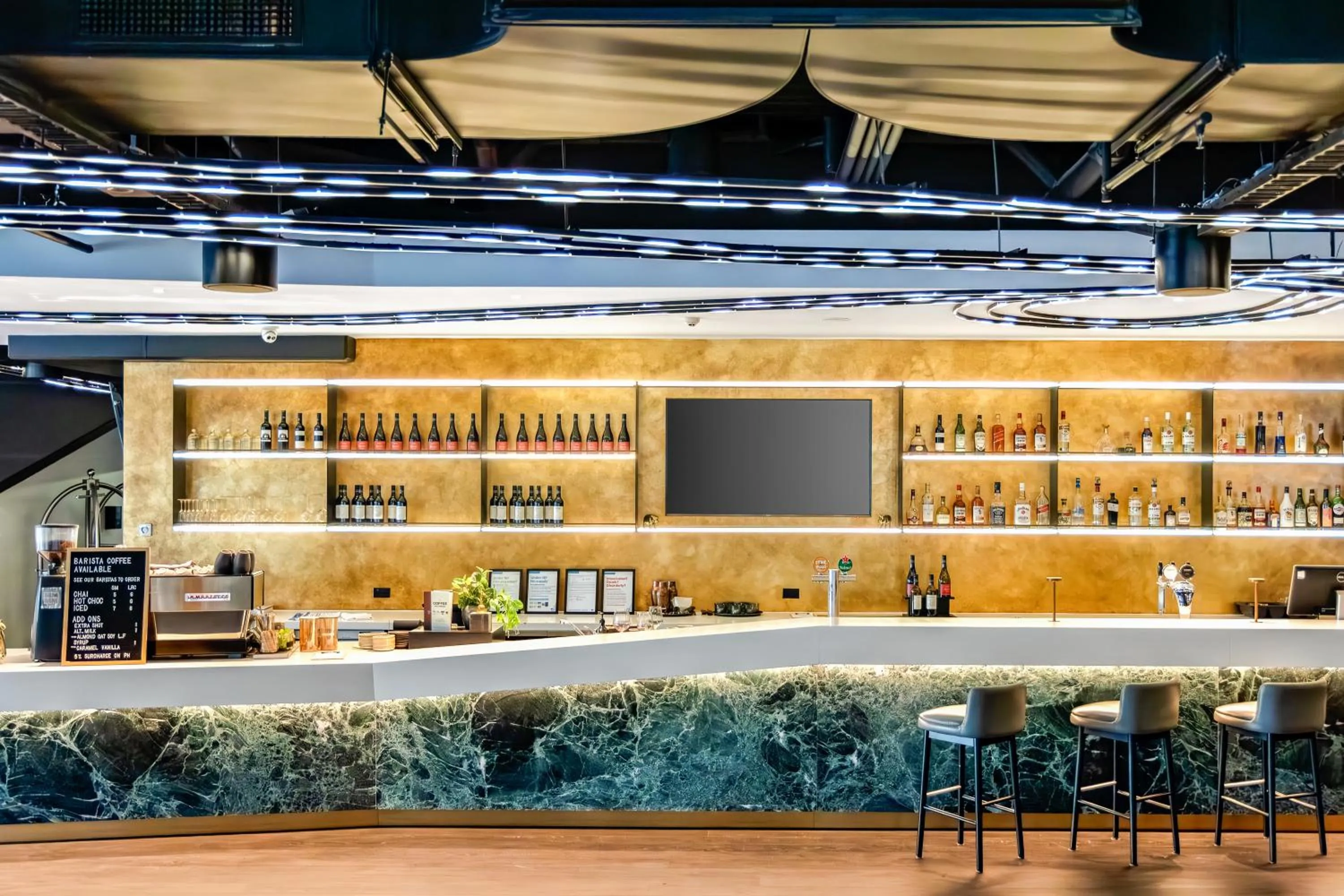 Lounge or bar in Peppers Docklands
