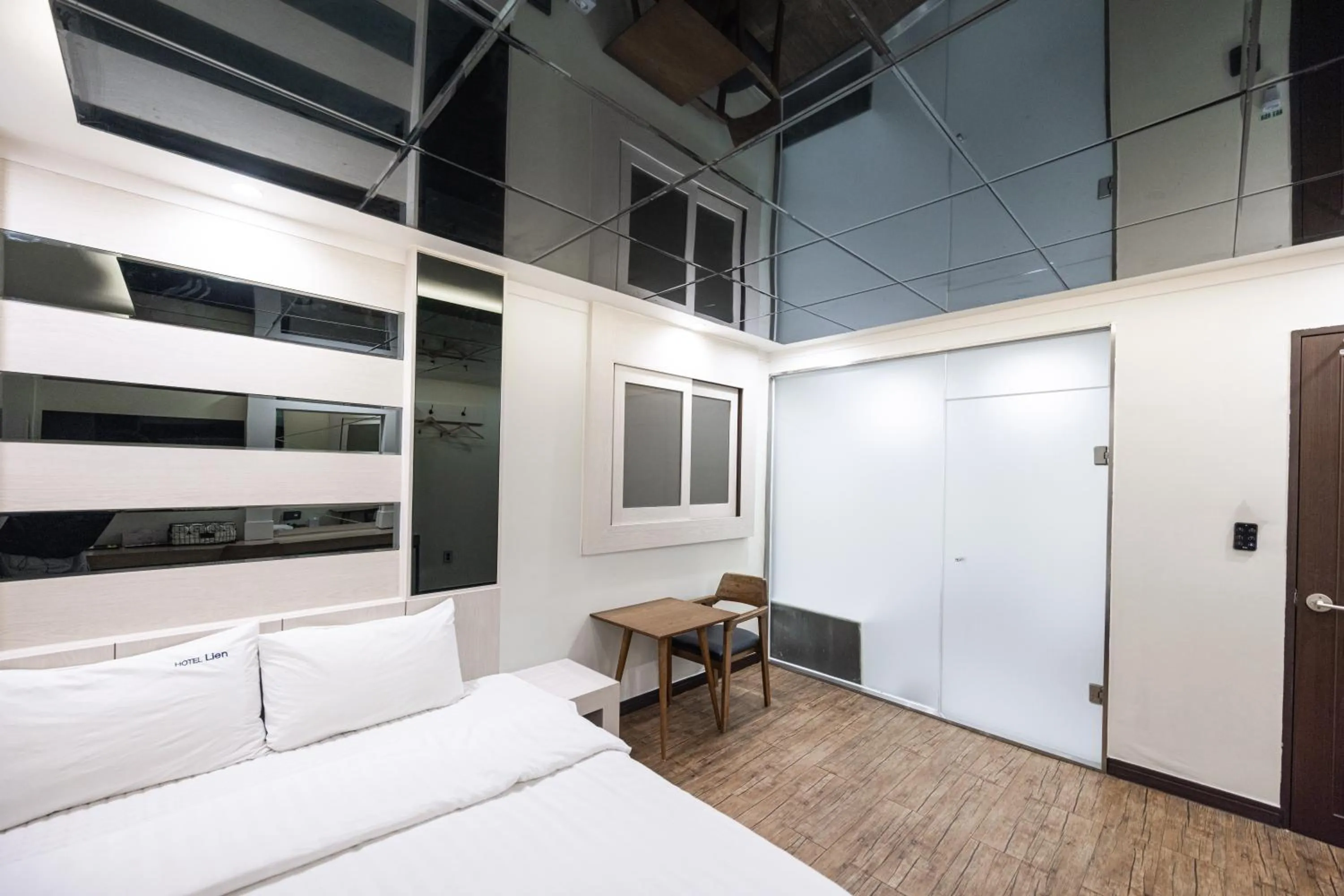 Bedroom, Bed in Lien Hotel Haeundae