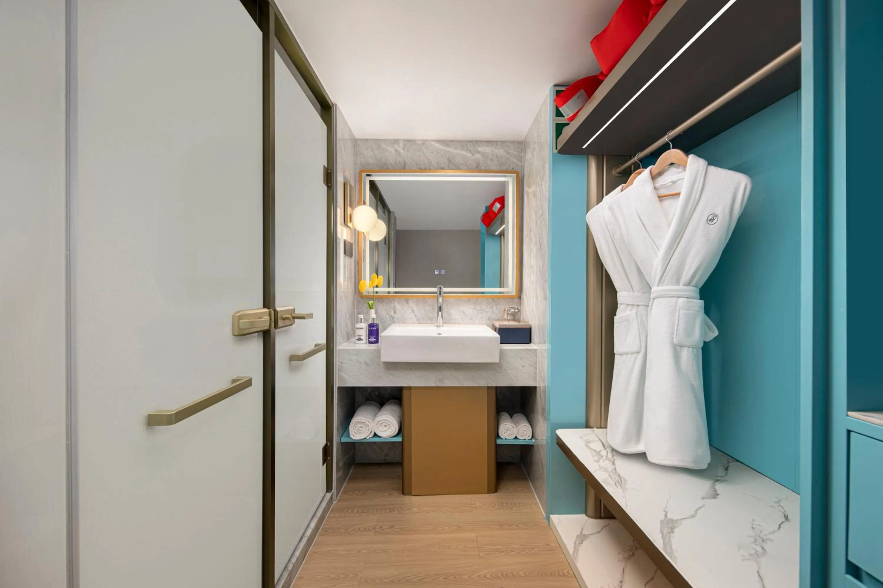 Bathroom, Bed in voco Lianyungang Haizhou Bay by IHG