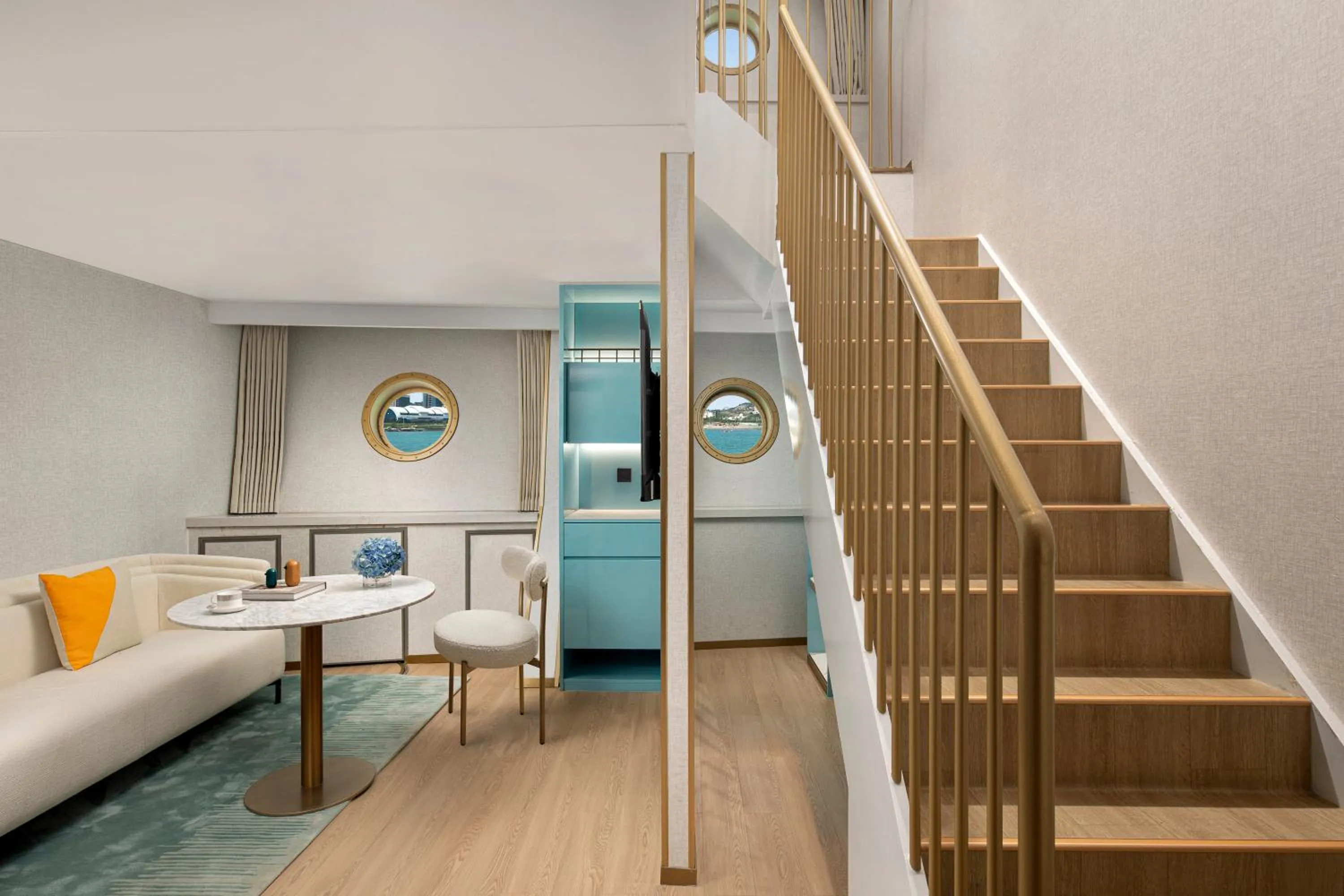 Photo of the whole room in voco Lianyungang Haizhou Bay by IHG