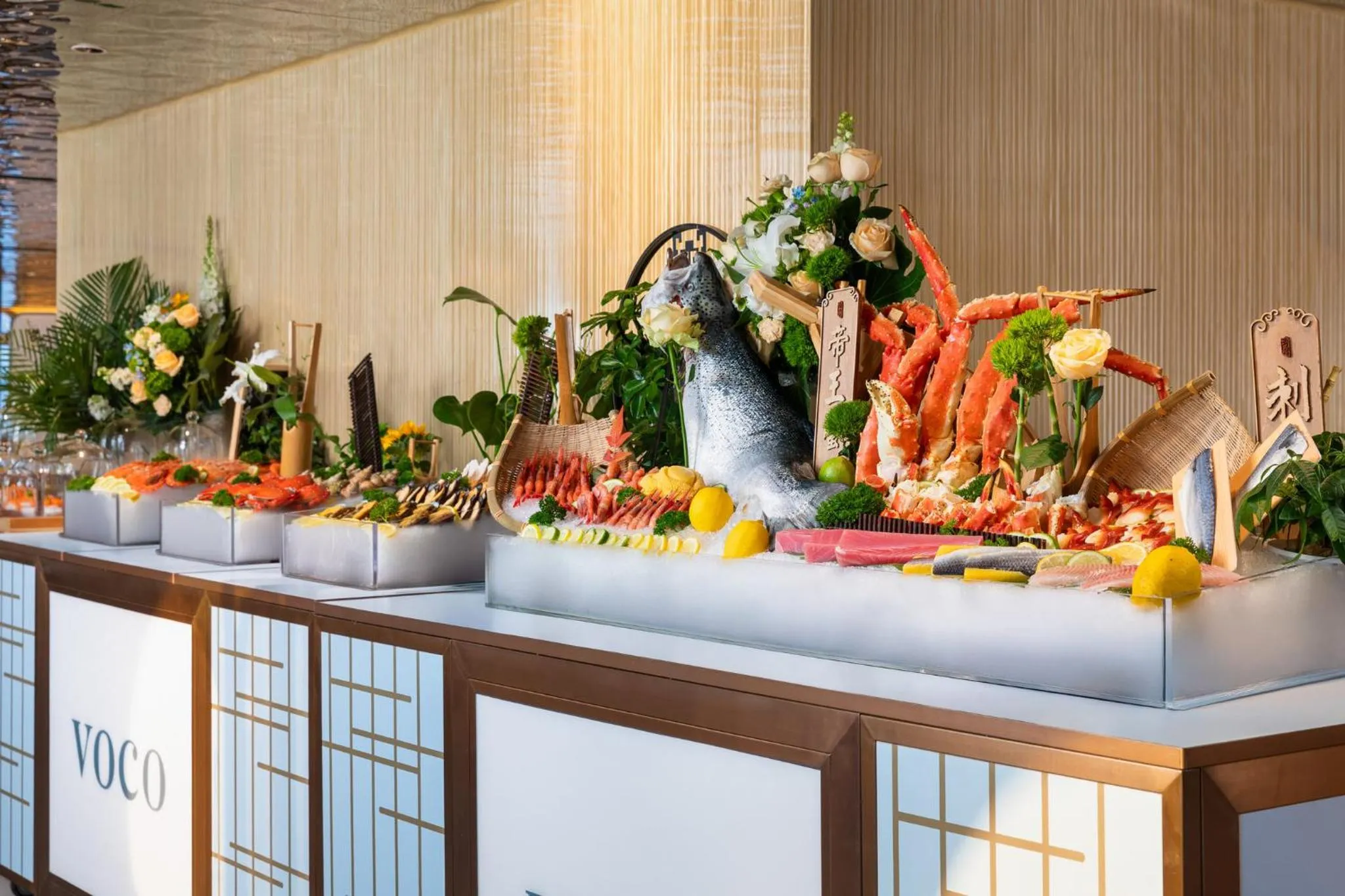 Restaurant/places to eat in voco Lianyungang Haizhou Bay by IHG