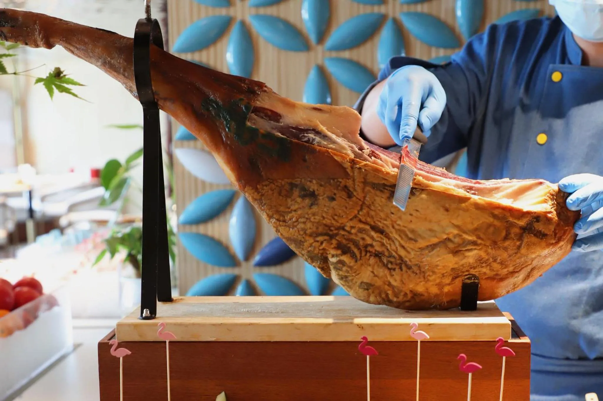 Restaurant/places to eat in voco Lianyungang Haizhou Bay by IHG