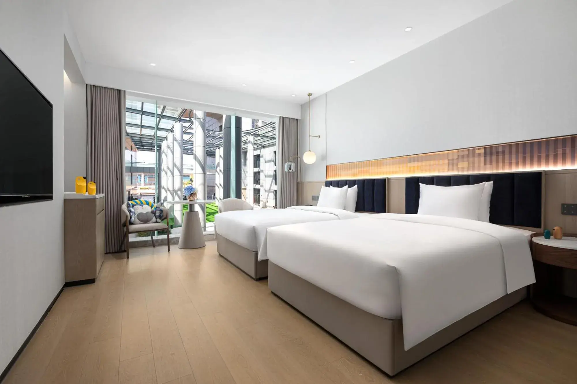Premium Double Room with Two Double Beds in voco Lianyungang Haizhou Bay by IHG Premium Double Room with Two Double Beds in voco Lianyungang Haizhou Bay by IHG