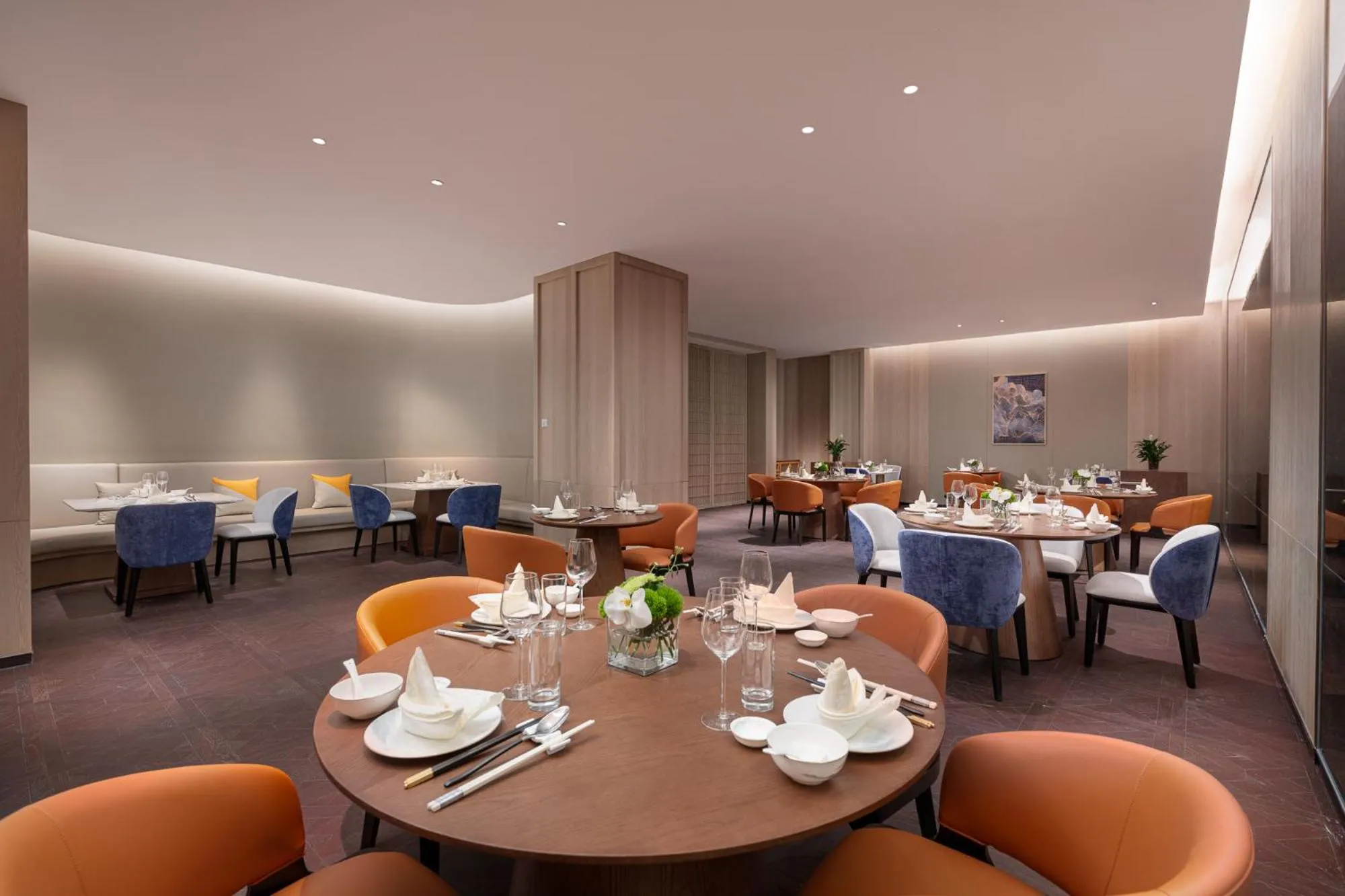 Restaurant/places to eat in voco Lianyungang Haizhou Bay by IHG