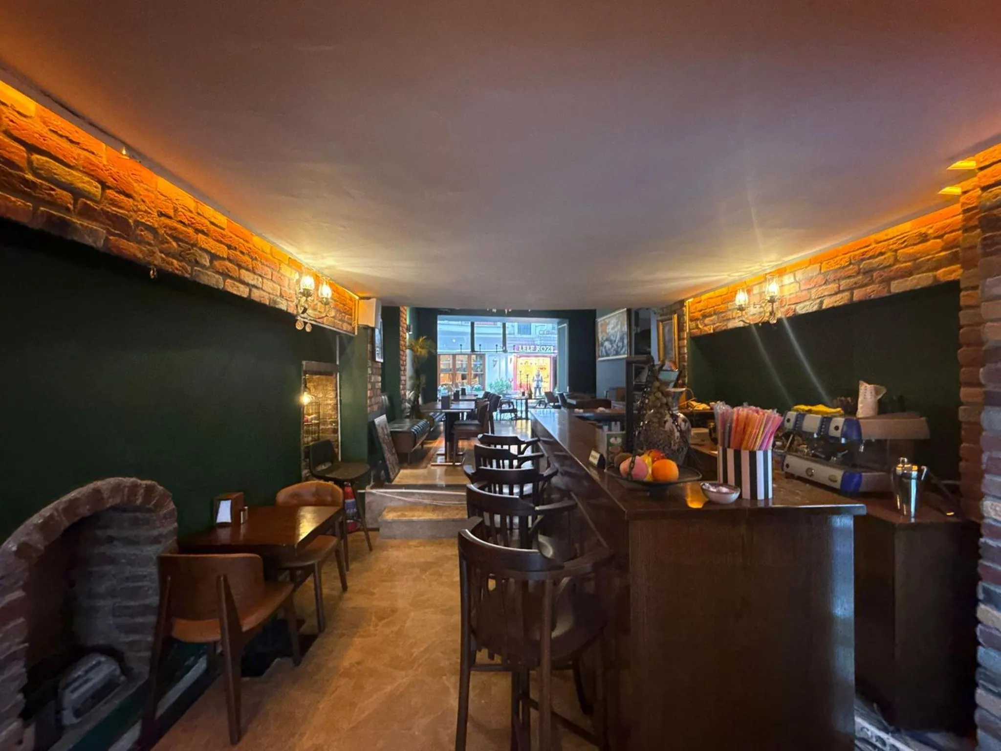 Restaurant/places to eat in Ethnica Hotel Old City