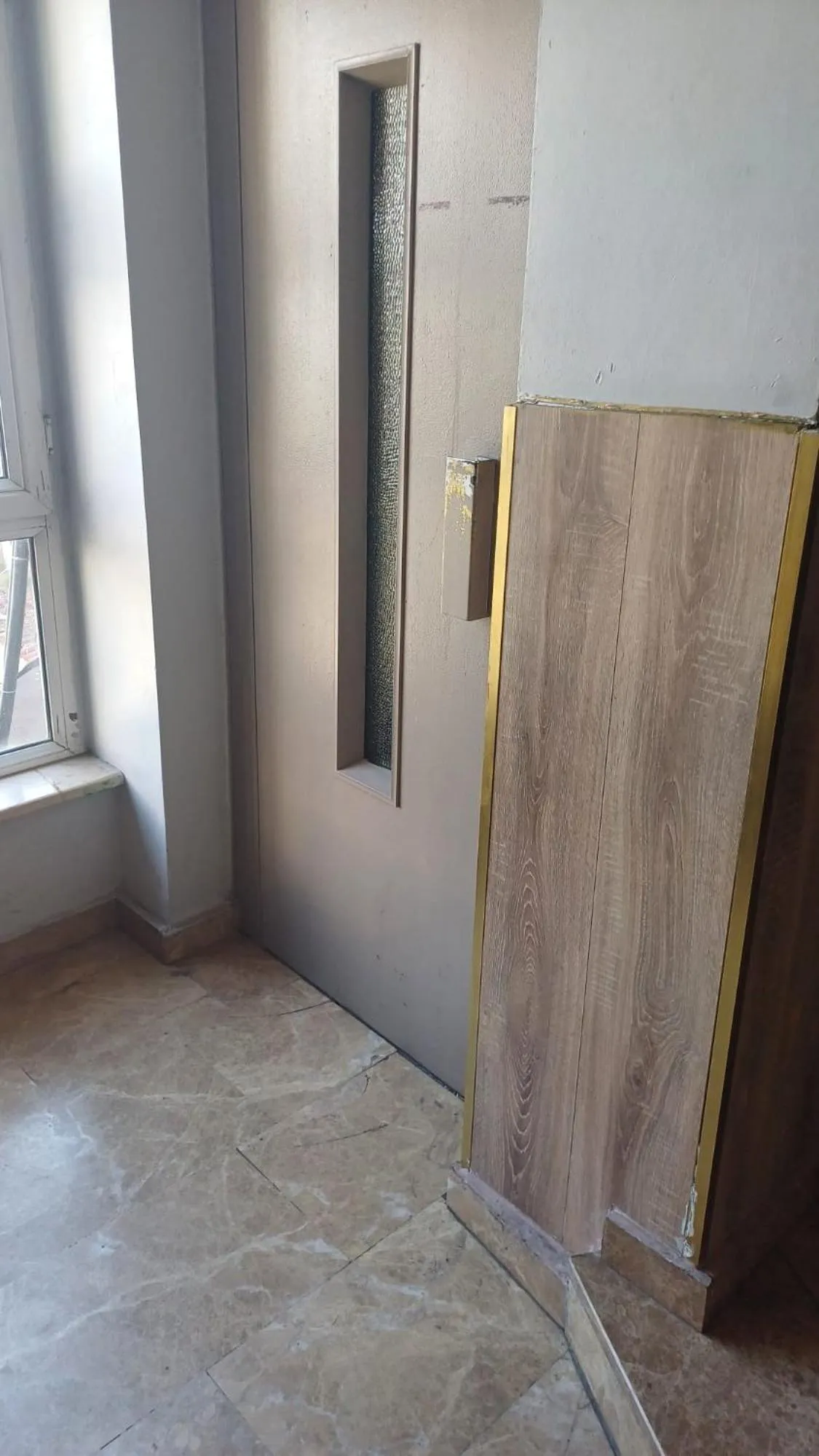 elevator in Ethnica Hotel Old City