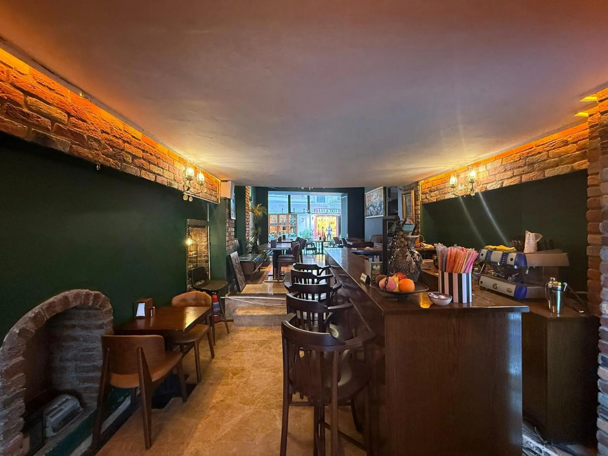 Restaurant/places to eat in Ethnica Hotel Old City