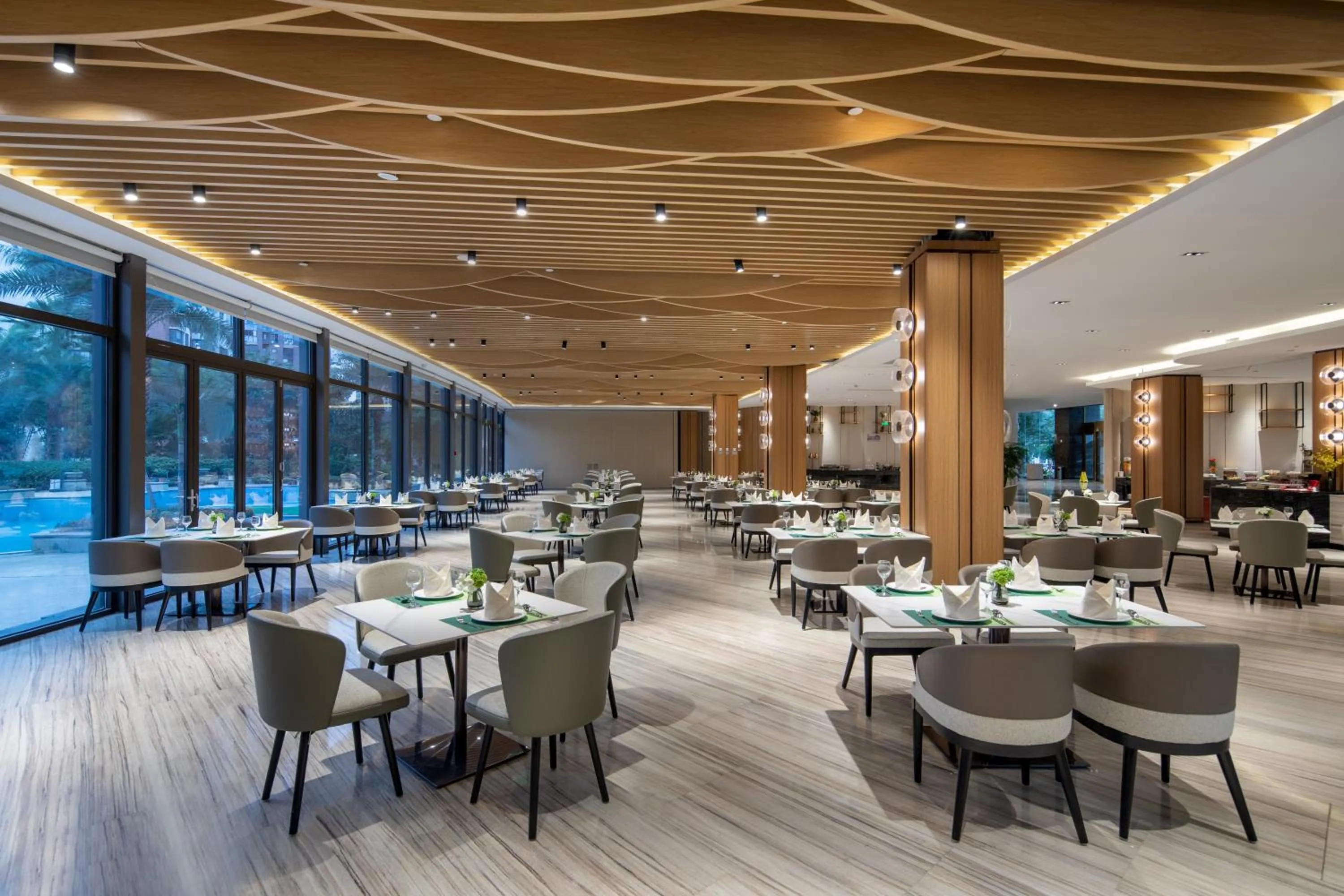 Restaurant/places to eat in Holiday Inn Ningde Dijing by IHG