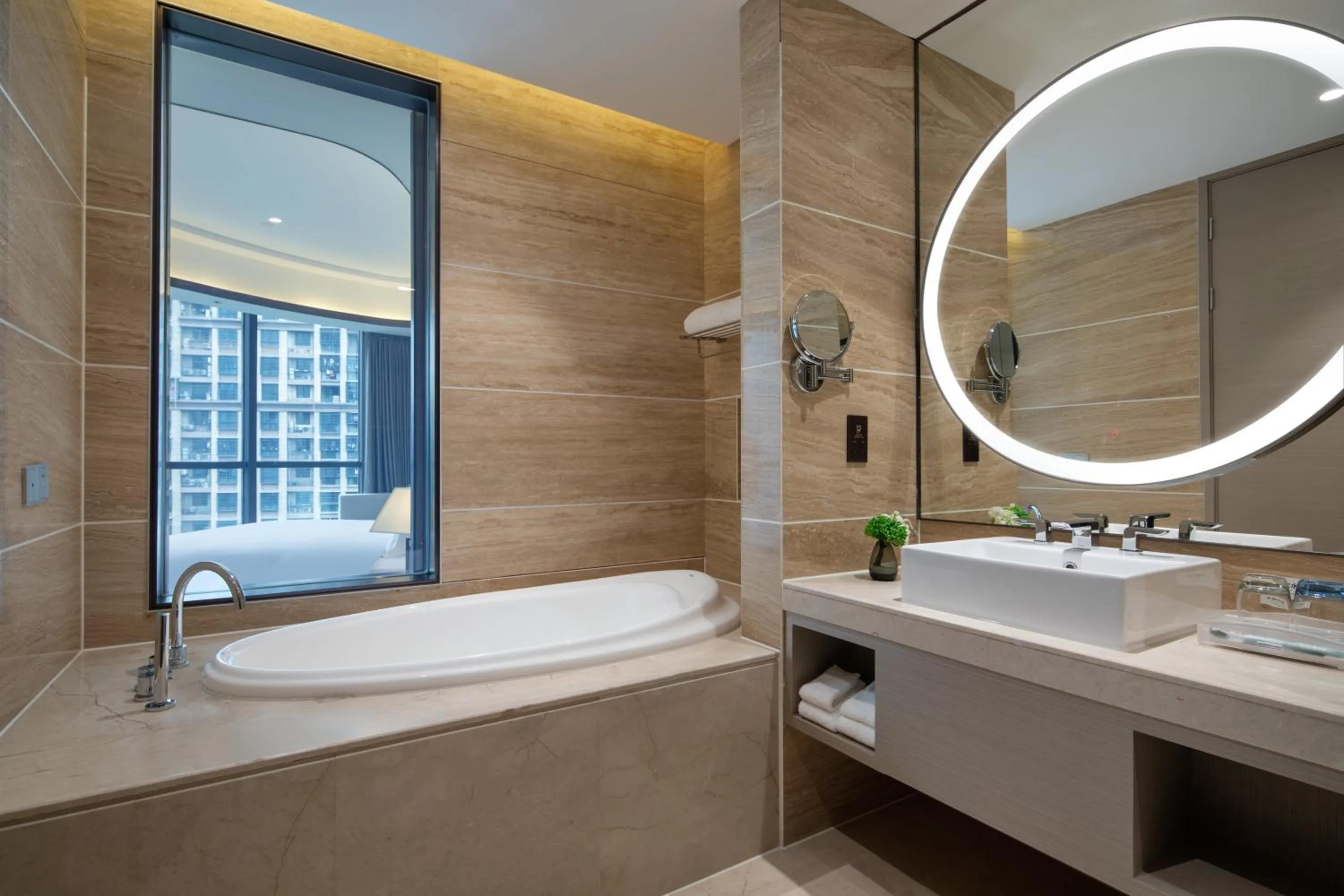 Bathroom in Holiday Inn Ningde Dijing by IHG