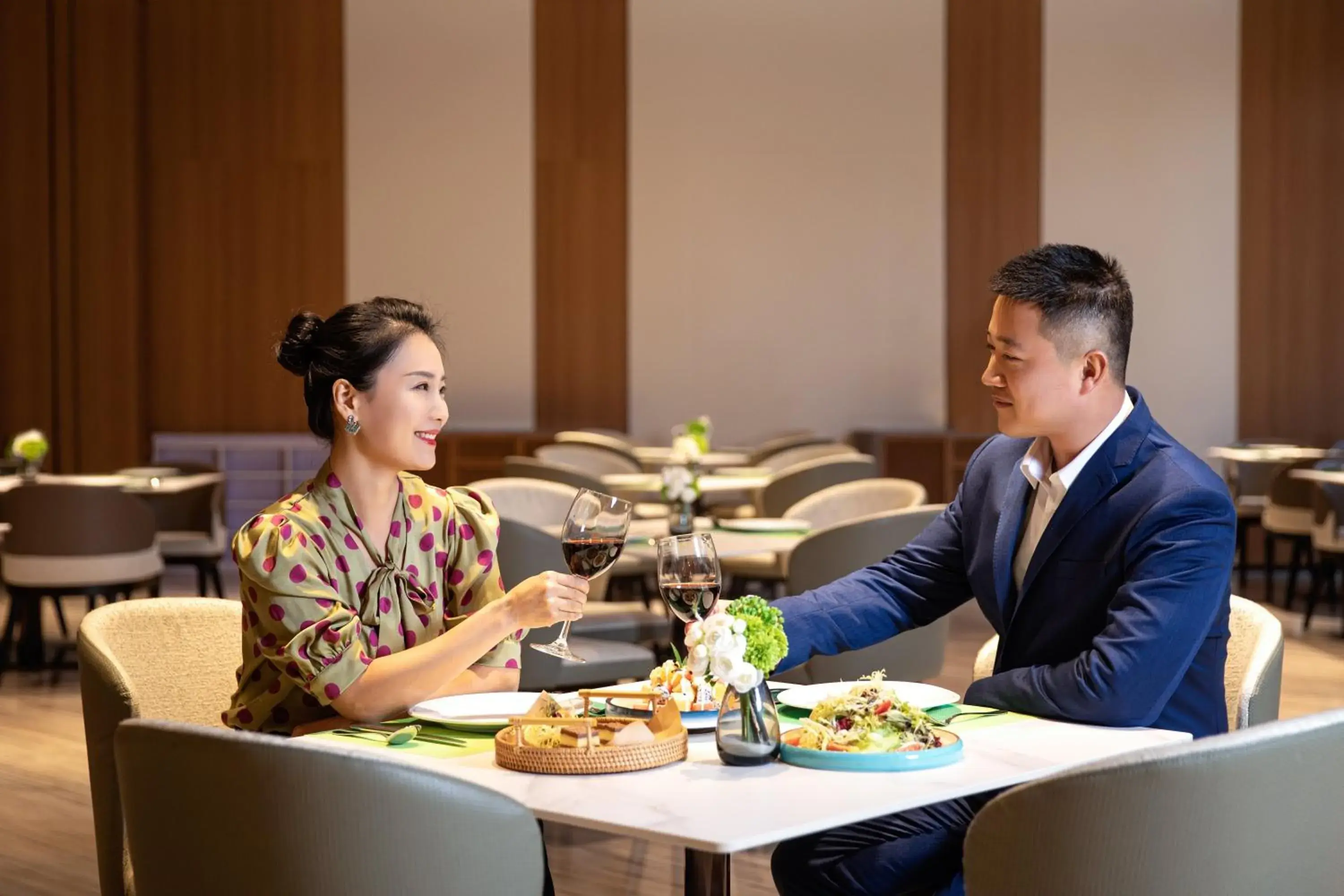 Restaurant/places to eat in Holiday Inn Ningde Dijing, an IHG Hotel Restaurant/places to eat in Holiday Inn Ningde Dijing, an IHG Hotel