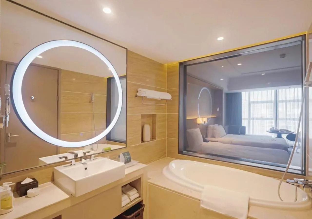 Bed in Holiday Inn Ningde Dijing by IHG