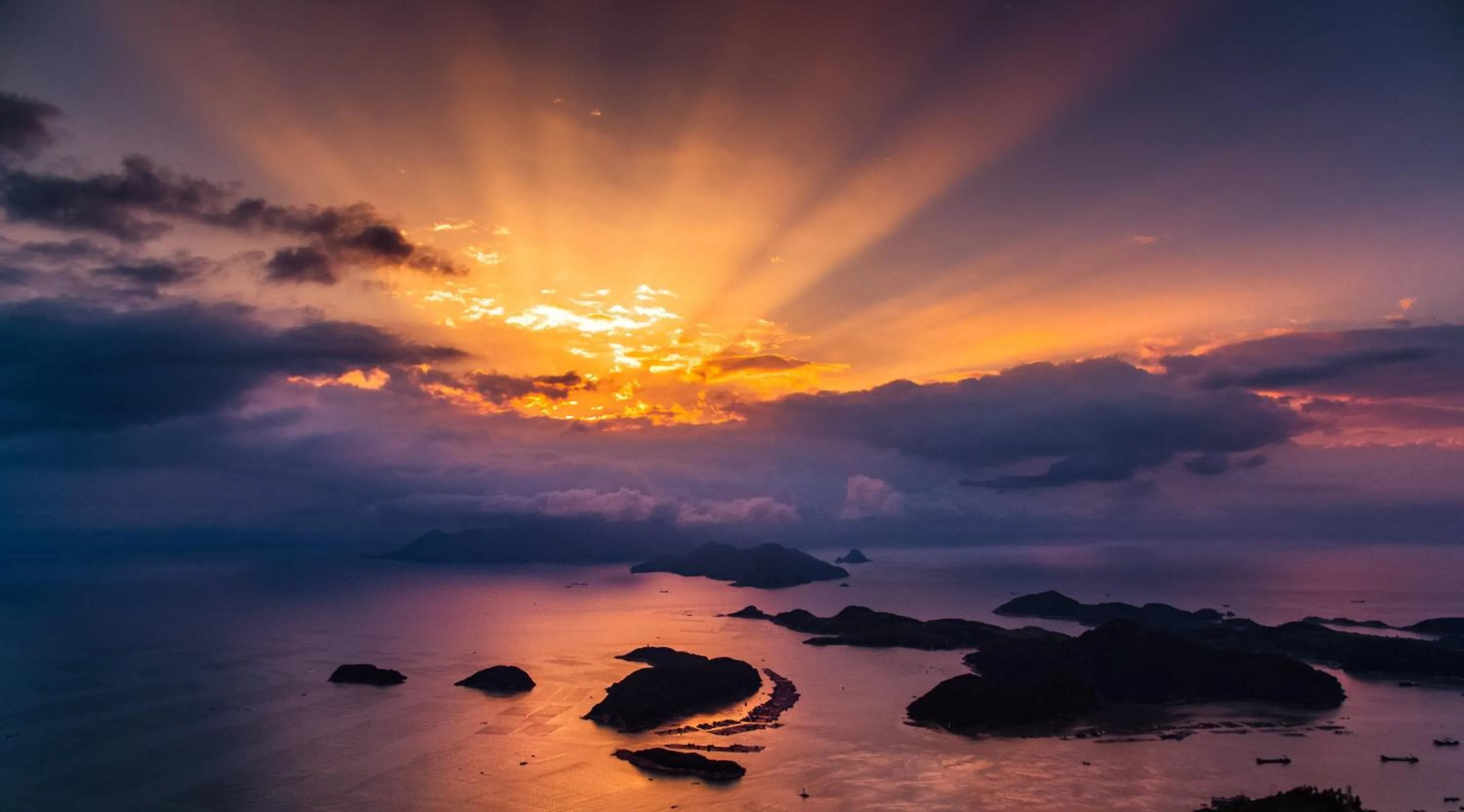 Nearby landmark in Holiday Inn Ningde Dijing by IHG