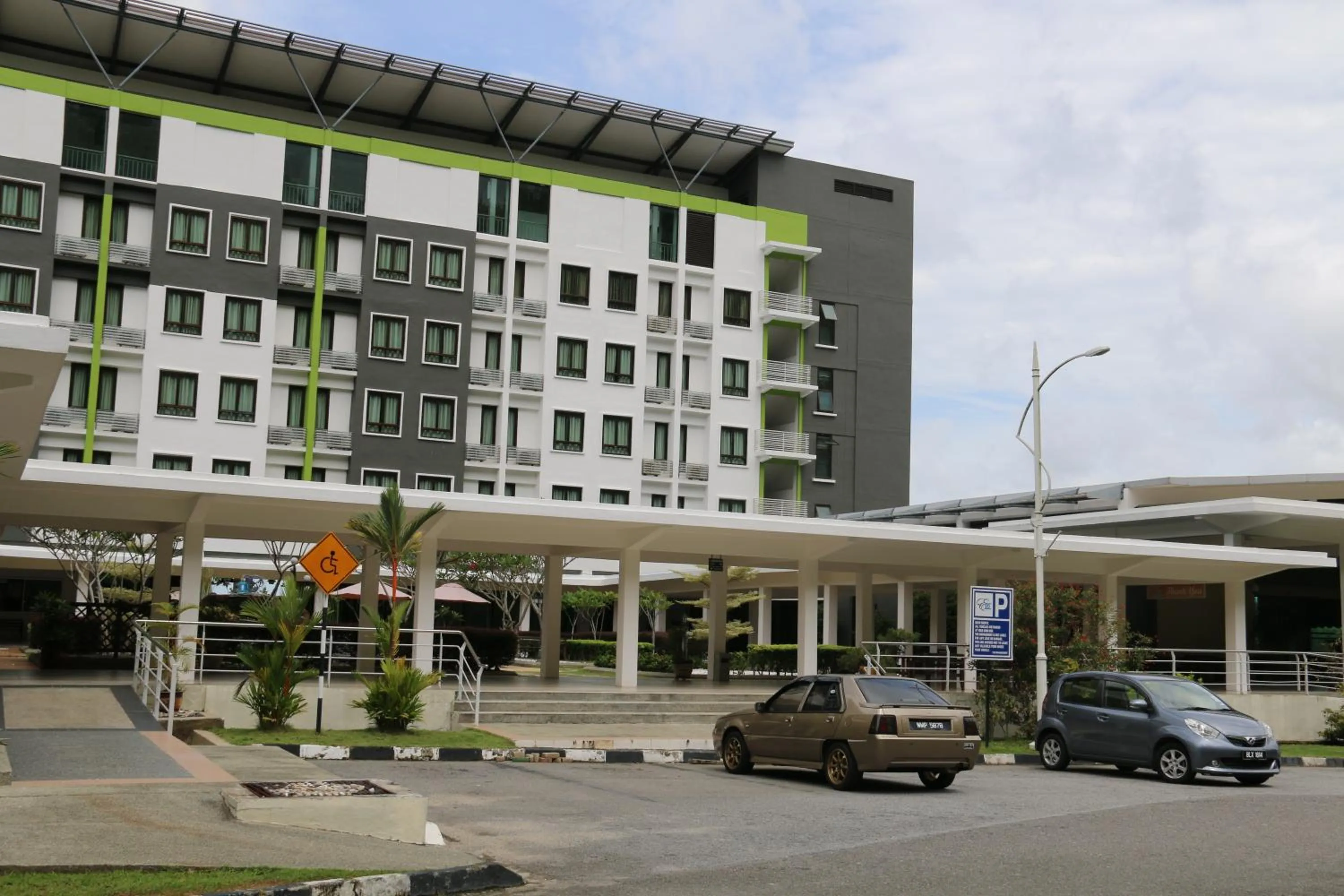 Property building in EDC UUM Sintok