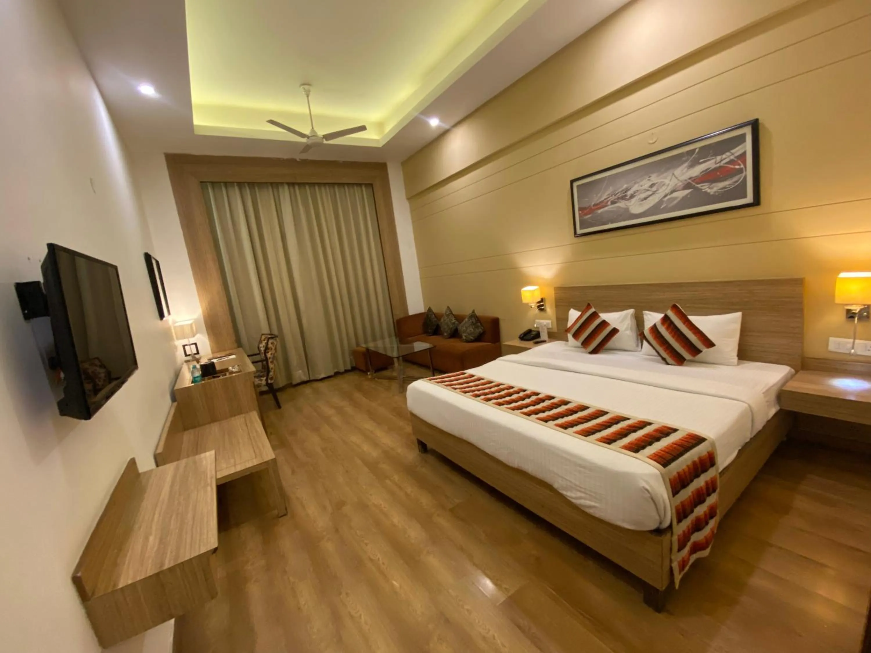 Bed in Hotel KC Cross Road Panchkula