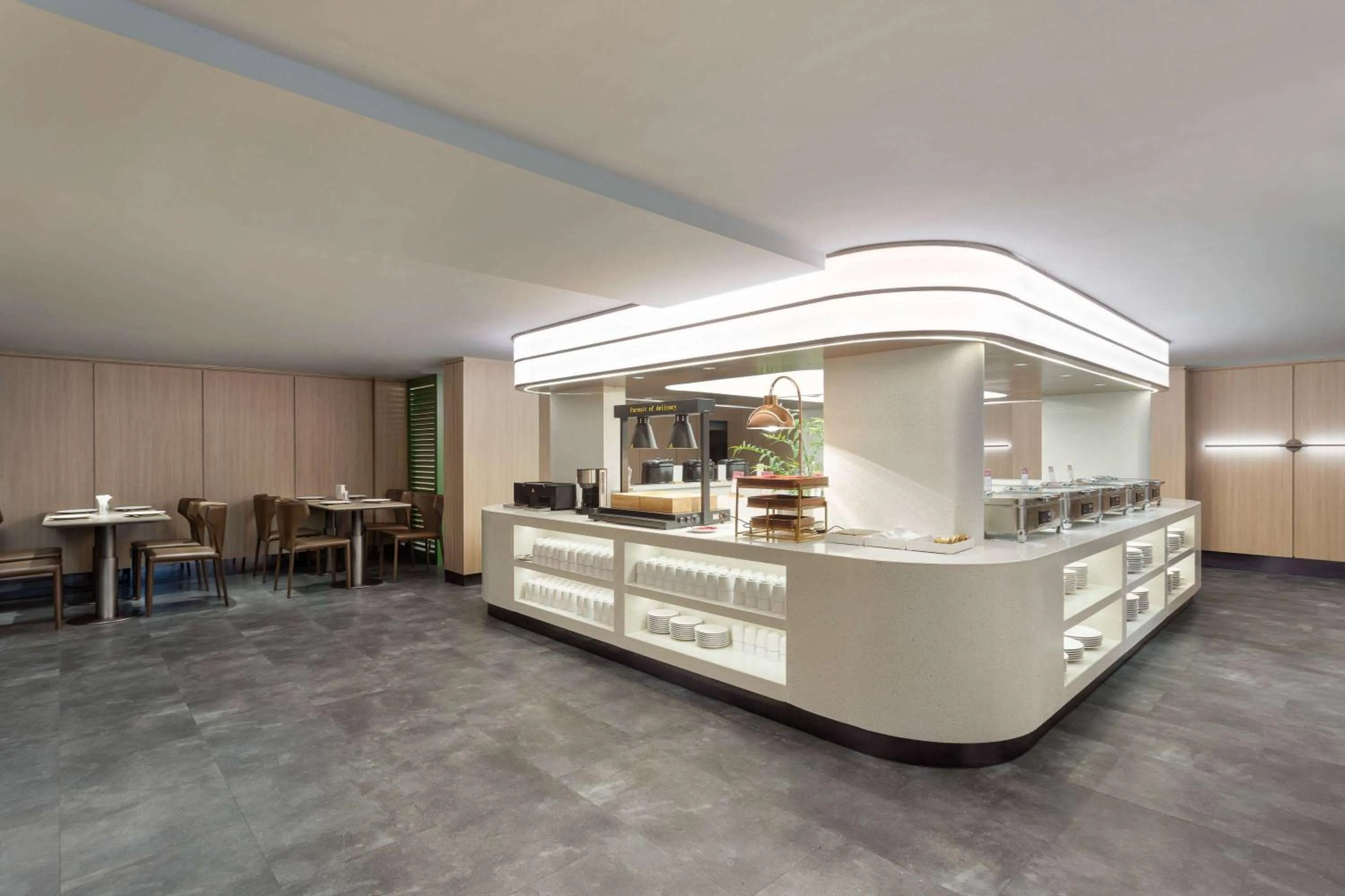 Restaurant/places to eat in Ramada Encore by Wyndham Wuhan Int'l Conference Center