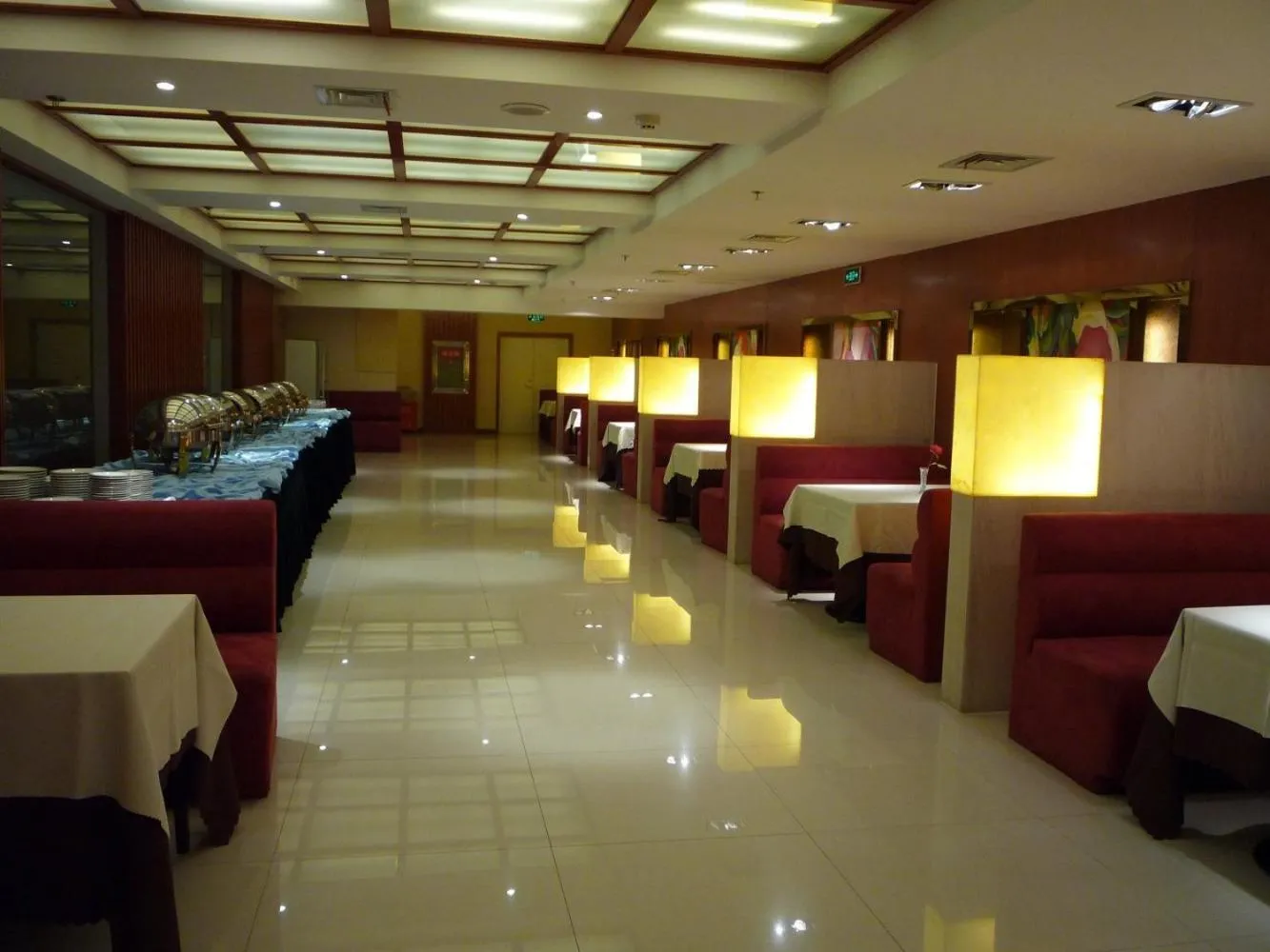 Restaurant/places to eat in Ramada Encore by Wyndham Wuhan Int'l Conference Center