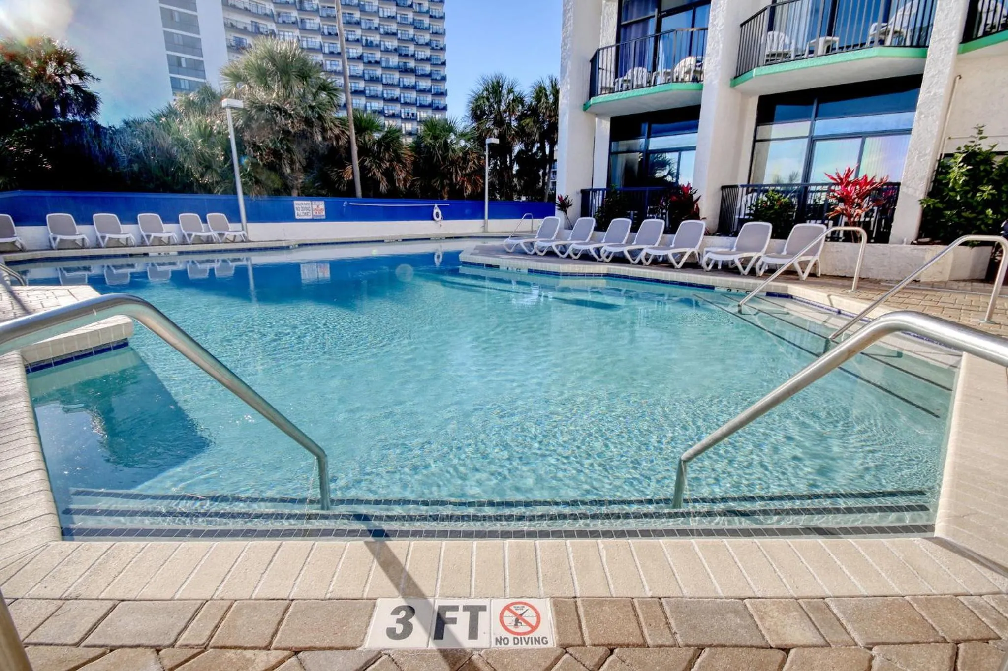 Swimming pool in Ocean Park Resort