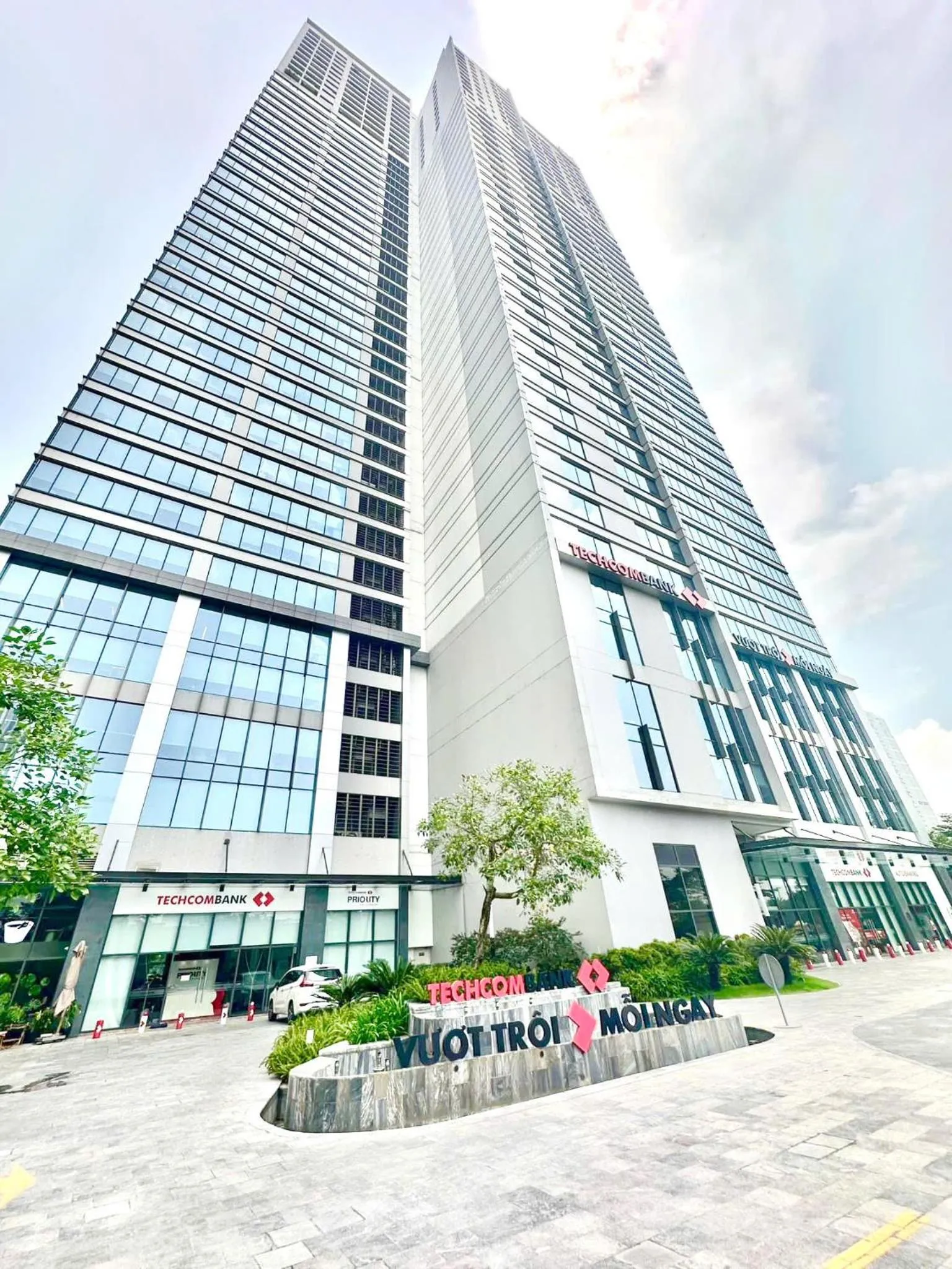 Property building in Vinhomes D'capital Premium Apartment