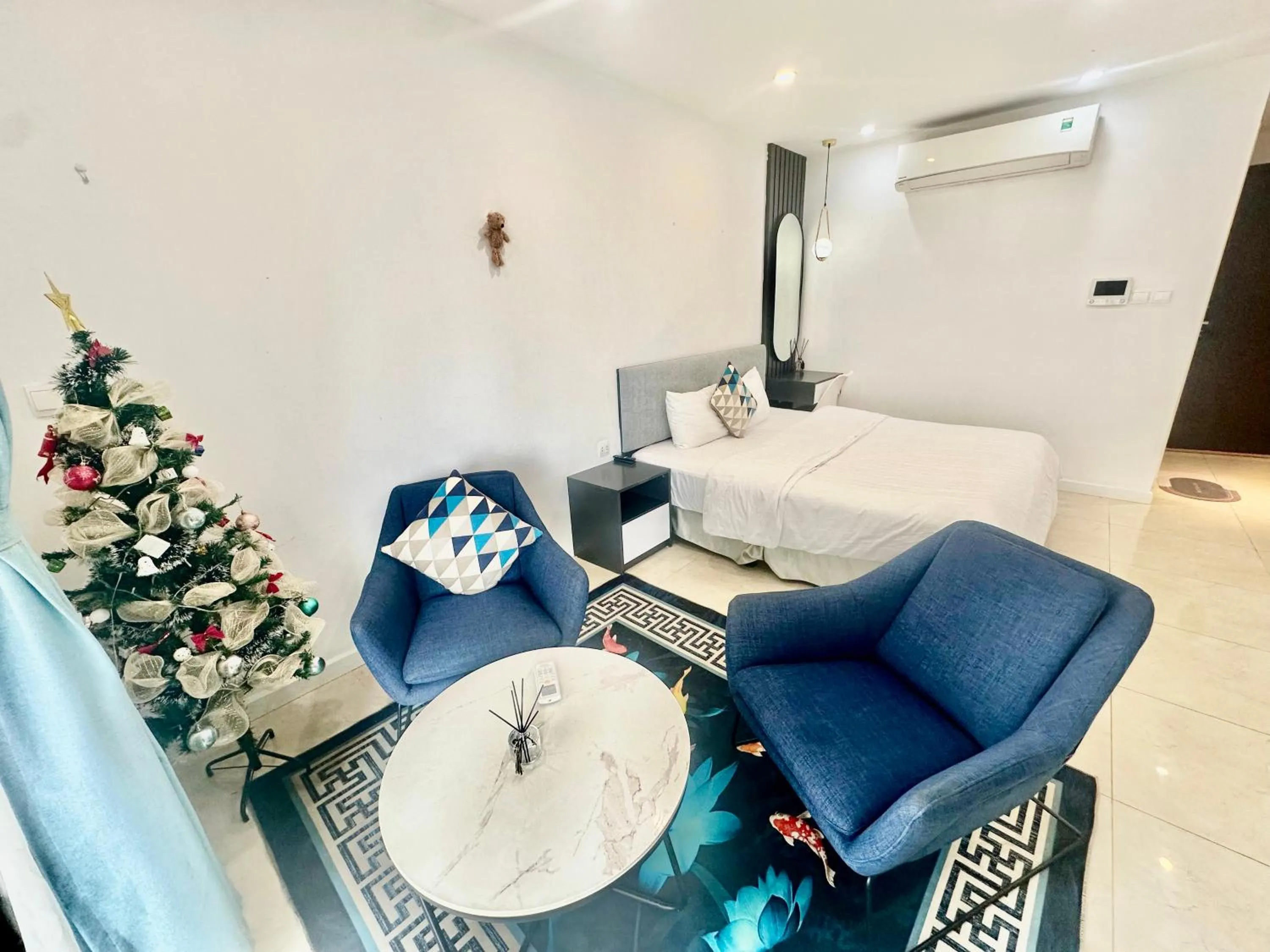 Bed in Vinhomes D'capital Premium Apartment