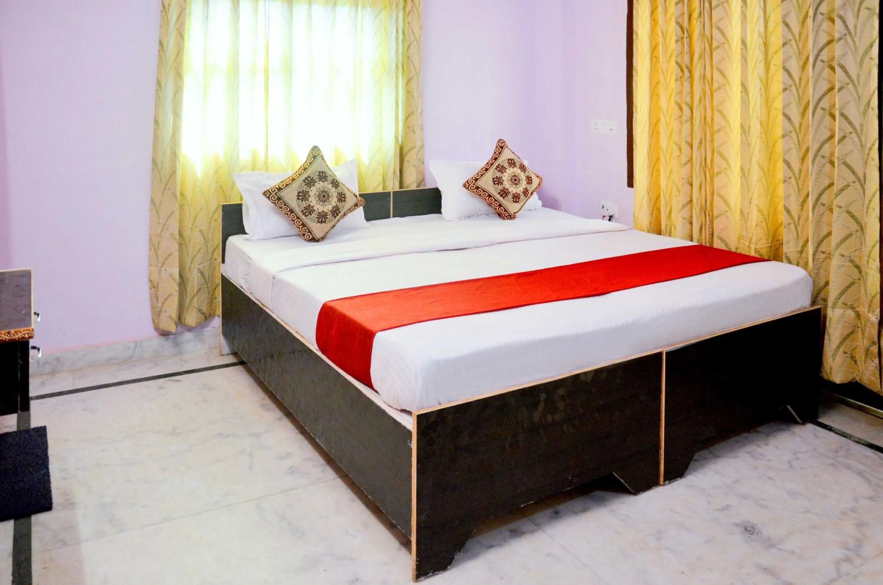 Hotel Parag Inn