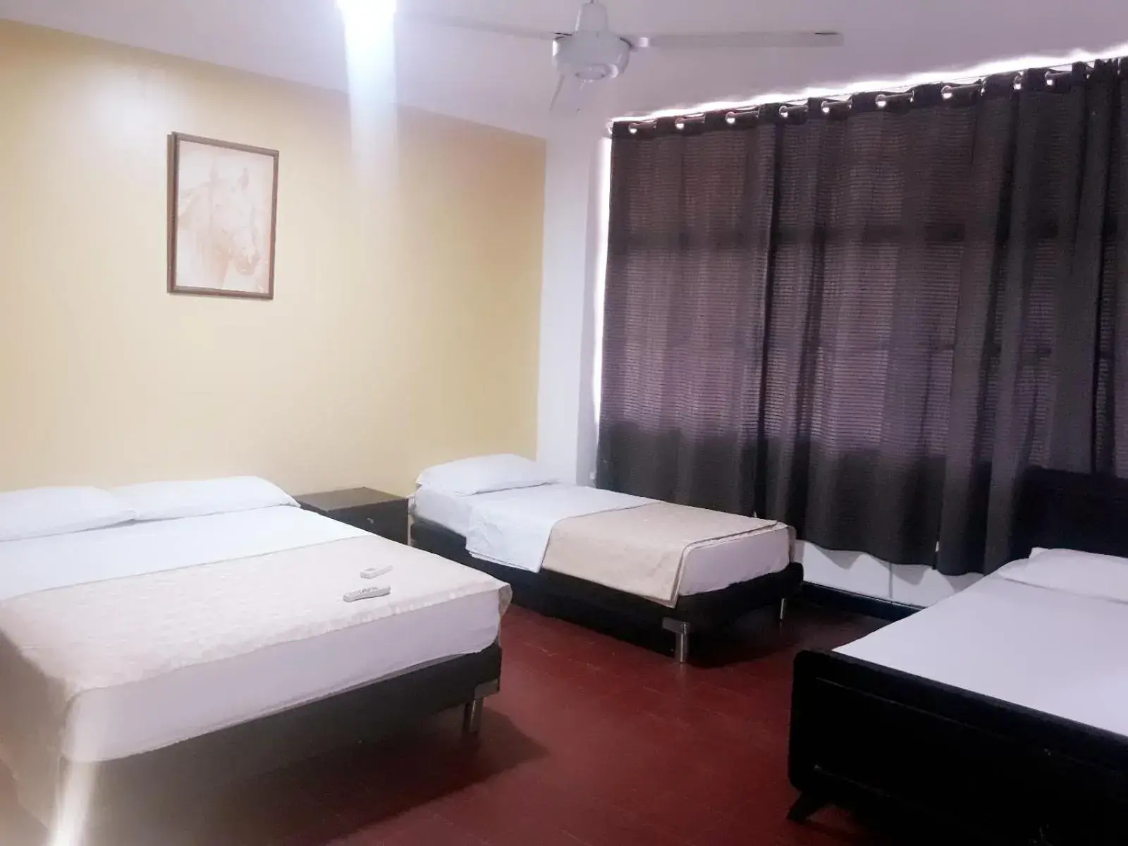 Triple Room in hotel hispanoamericano Triple Room in hotel hispanoamericano