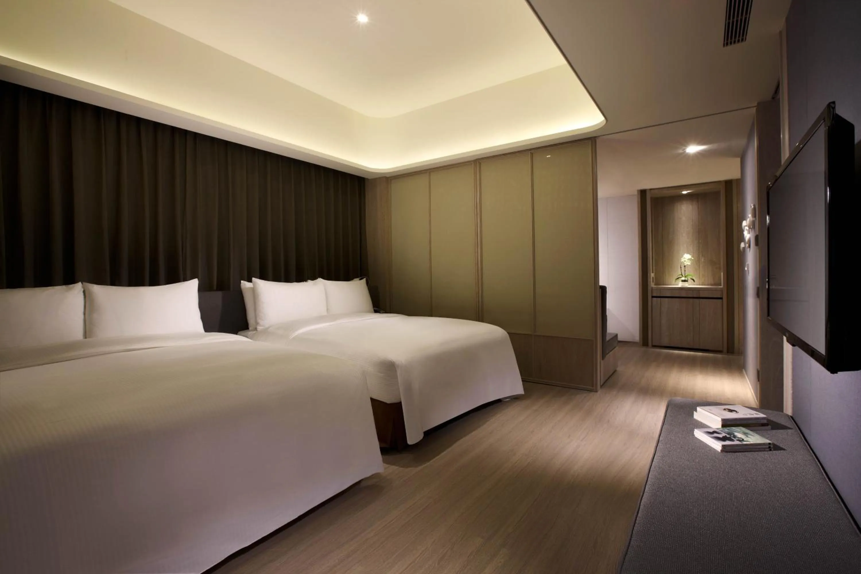 Photo of the whole room, Bed in 礁溪晶泉丰旅 Wellspring by Silks Jiaoxi