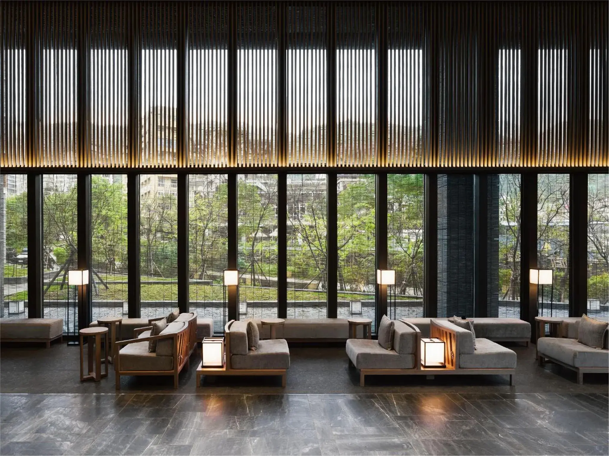 Lobby or reception in 礁溪晶泉丰旅 Wellspring by Silks Jiaoxi Lobby or reception in 礁溪晶泉丰旅 Wellspring by Silks Jiaoxi