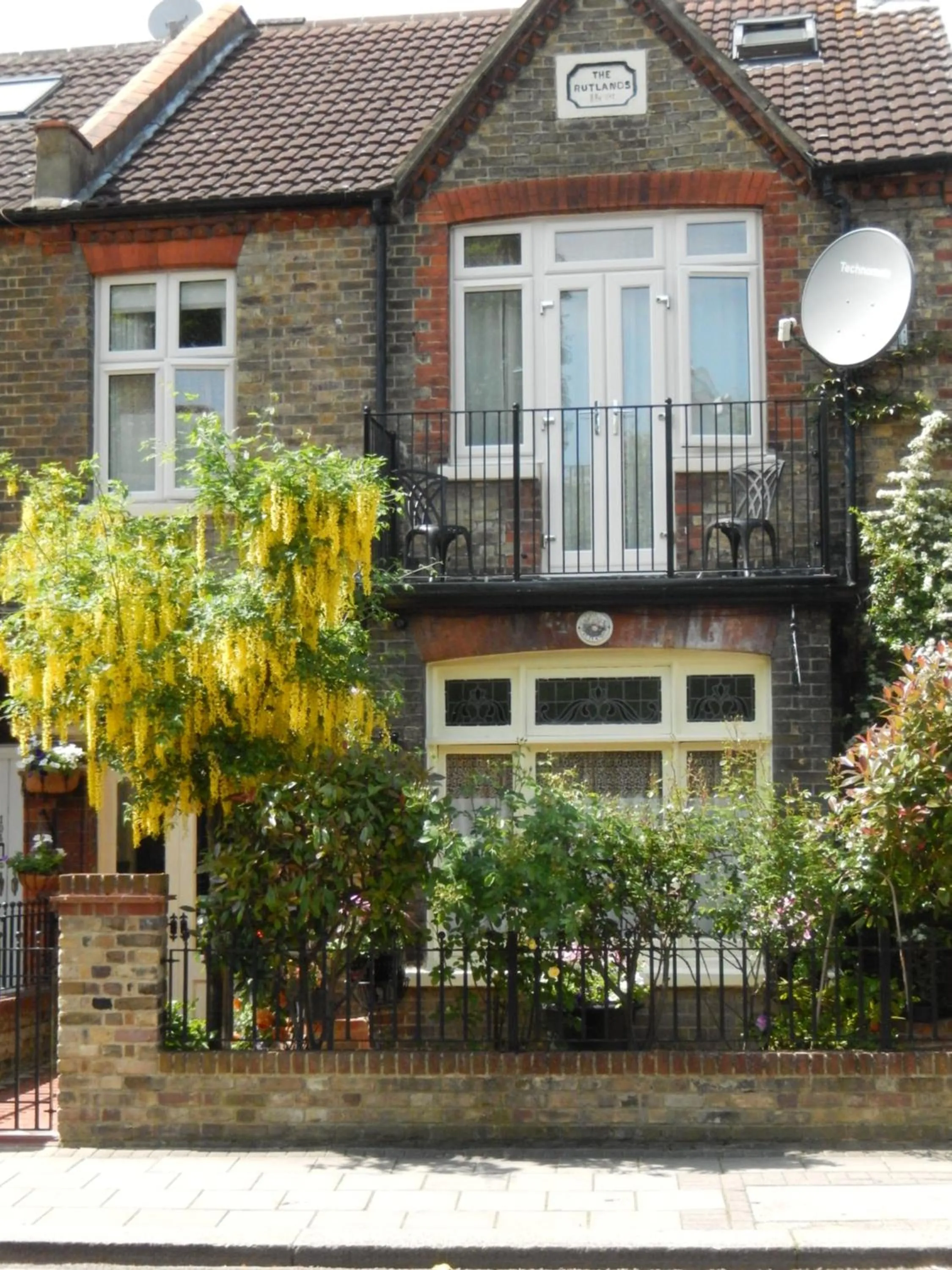 Property building in The Rutlands B&B