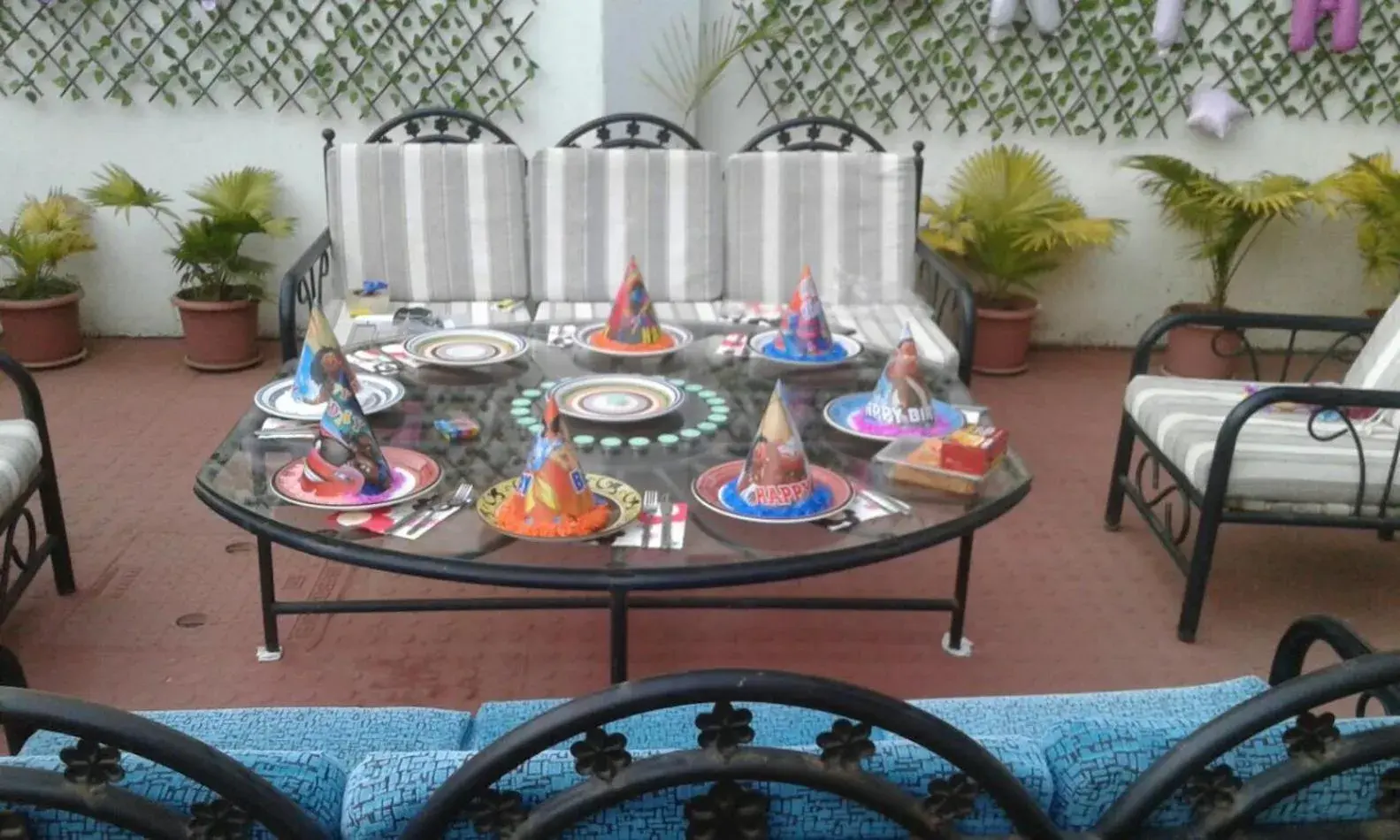 Restaurant/places to eat in Villa Baywalk Goa - 200 meters from Morjim Beach Restaurant/places to eat in Villa Baywalk Goa - 200 meters from Morjim Beach