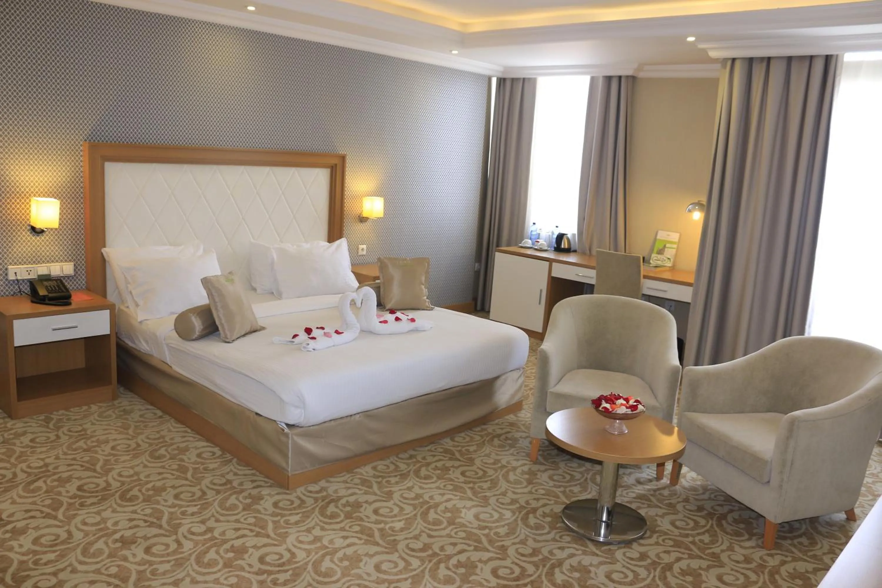 bunk bed, Bed in Momona Hotel