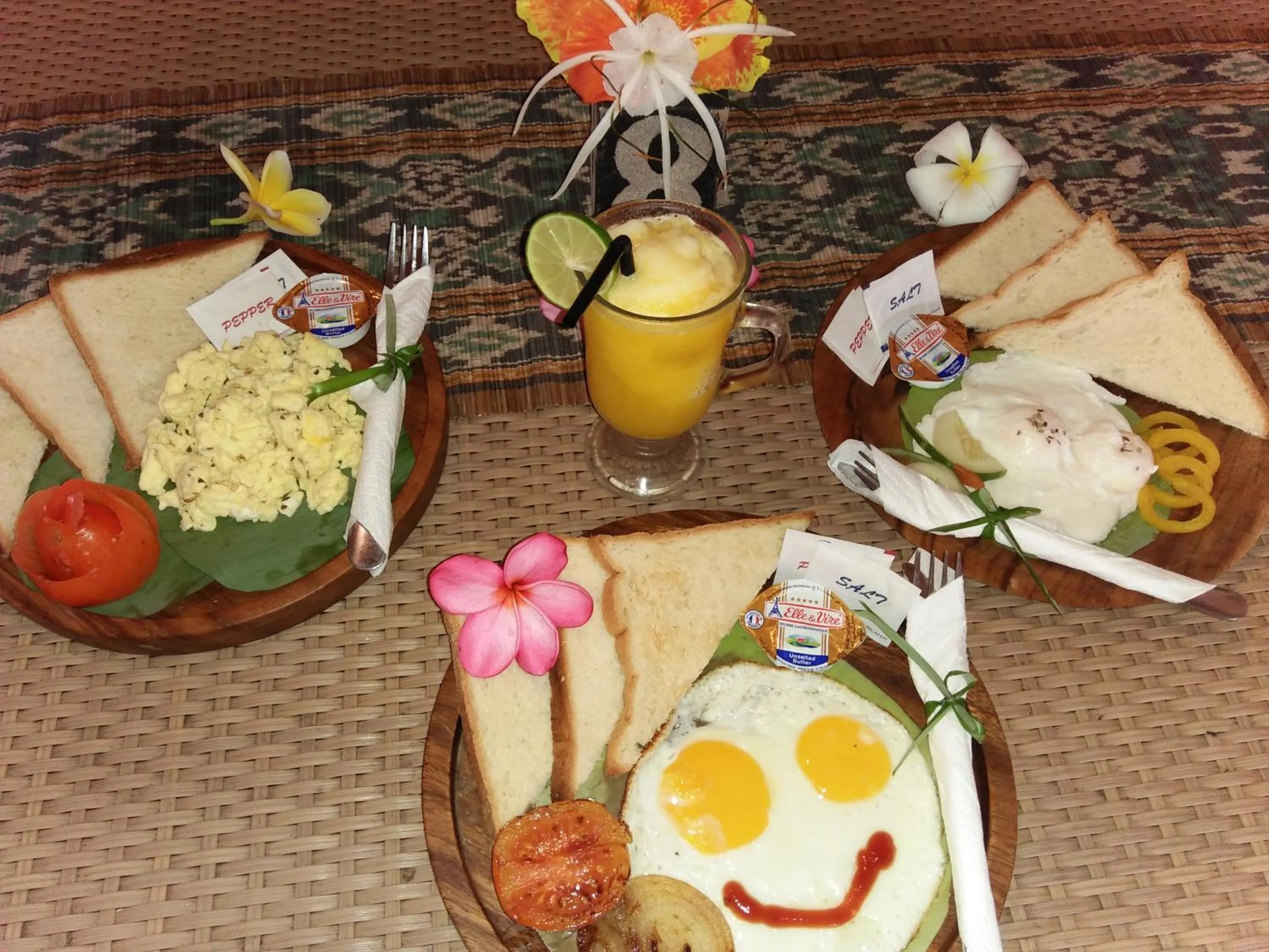 Food and drinks in Puri Air Beach Resort & Spa