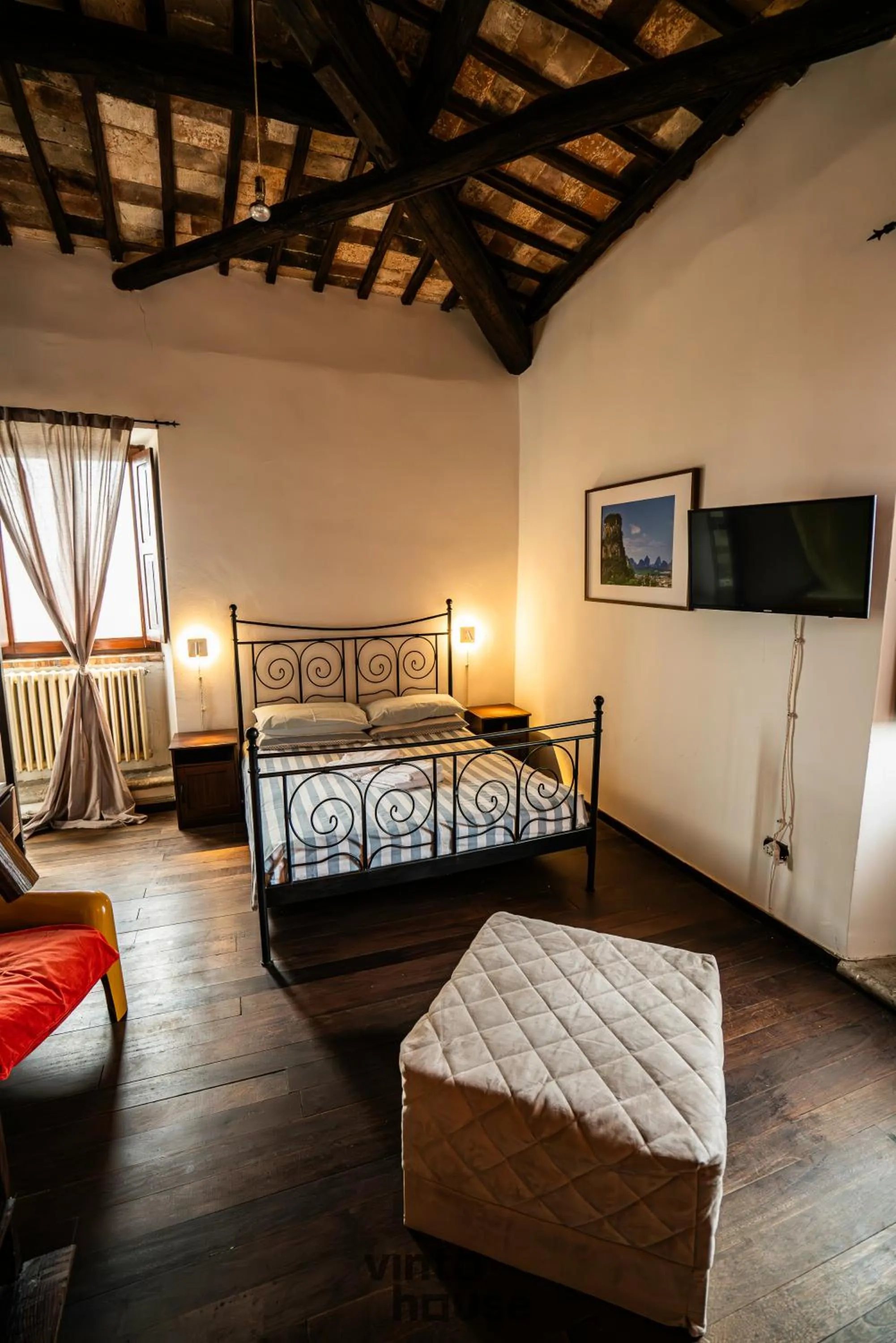 Bed in Libera Mente Civita