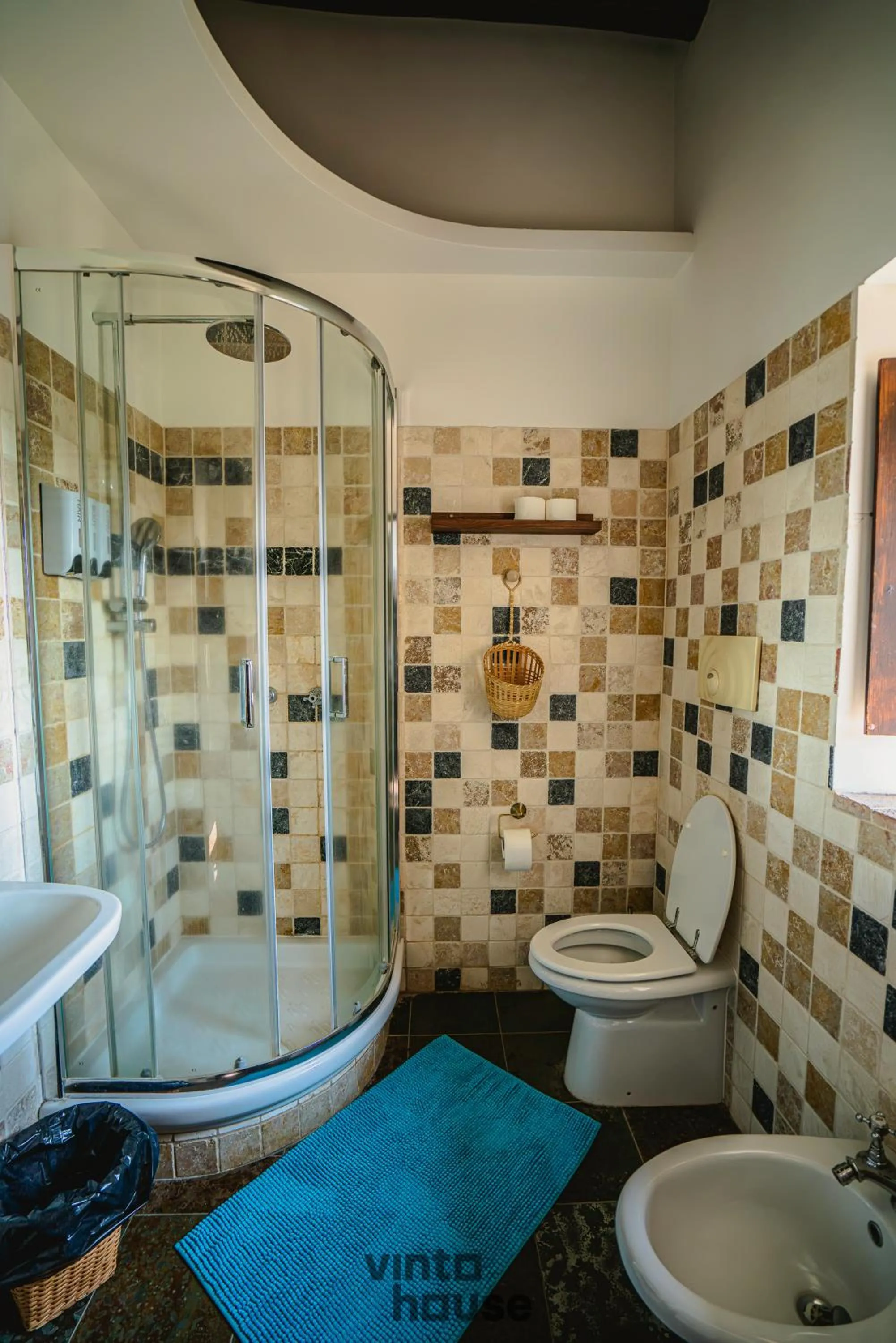 Toilet in Libera Mente Civita