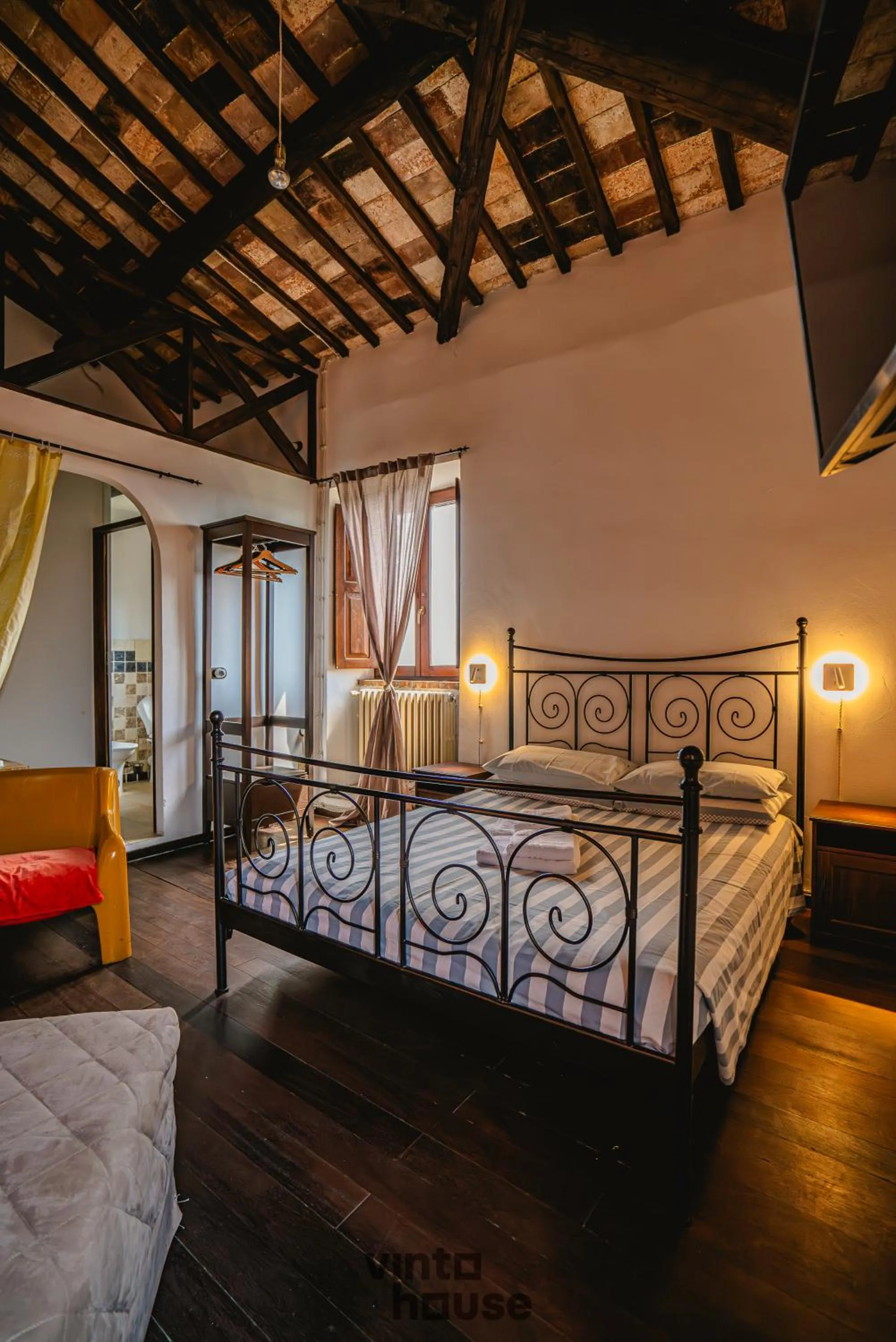 Bed in Libera Mente Civita