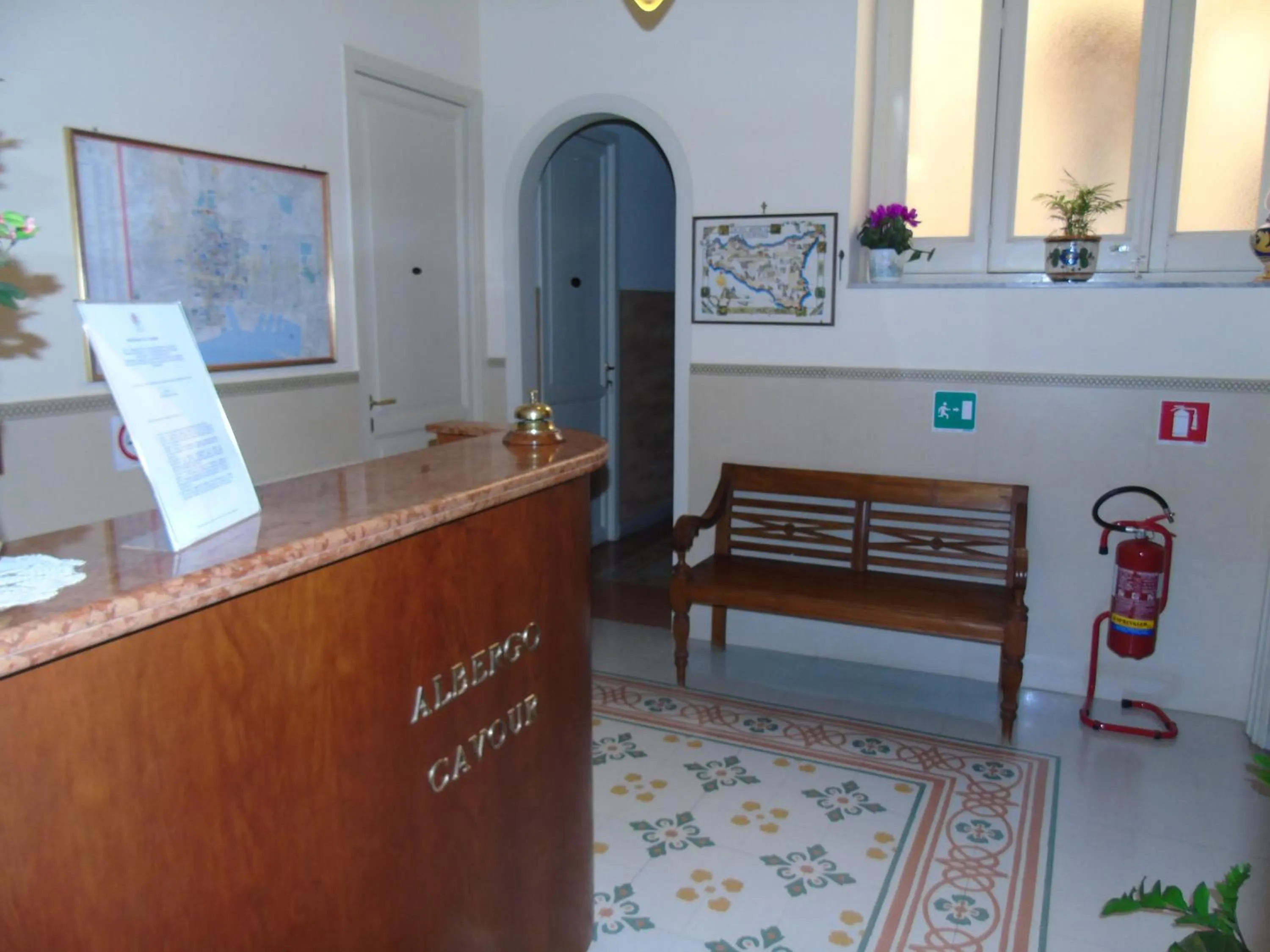 Lobby or reception in Albergo Cavour