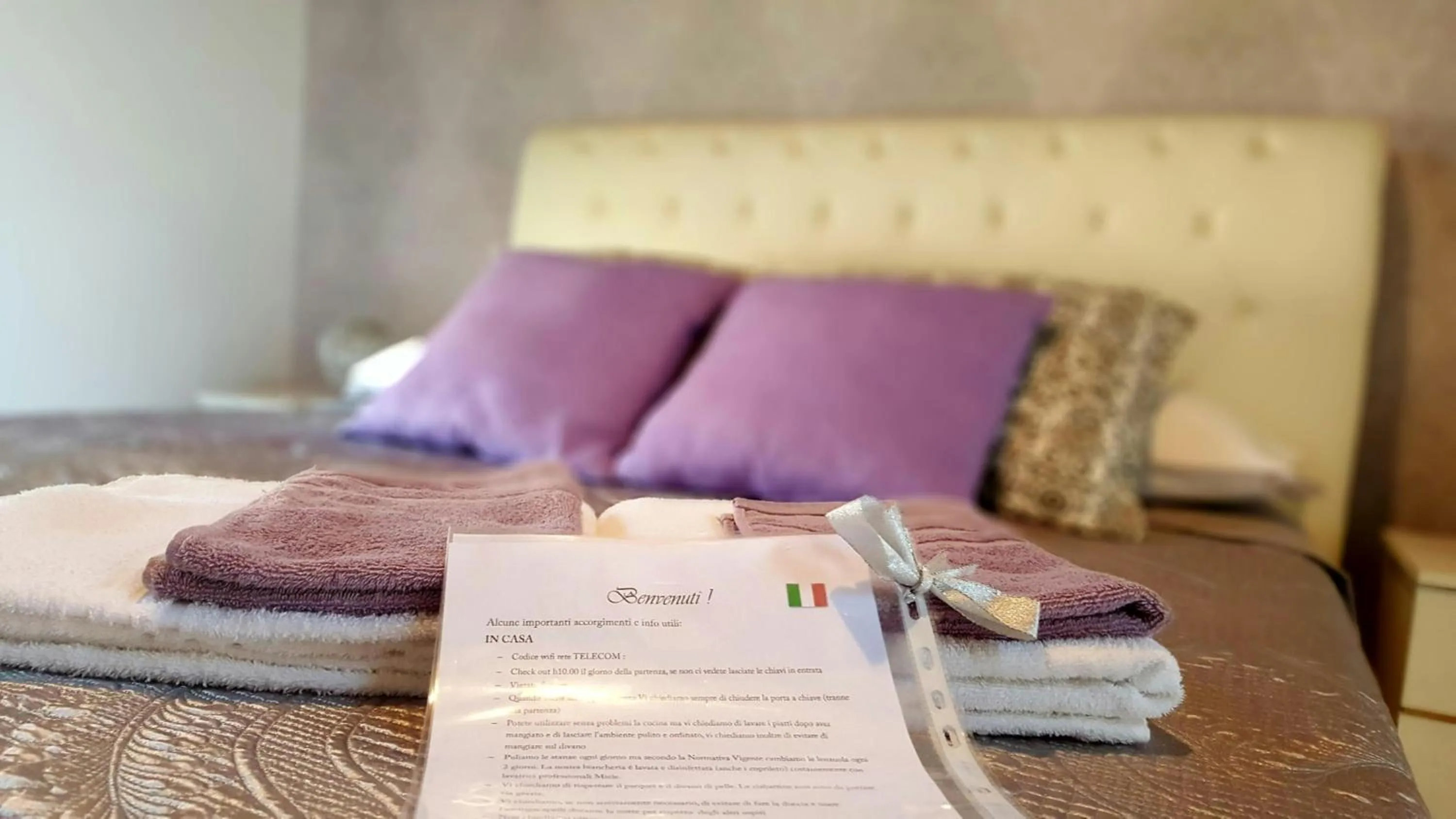 Bed in Donizetti Royal