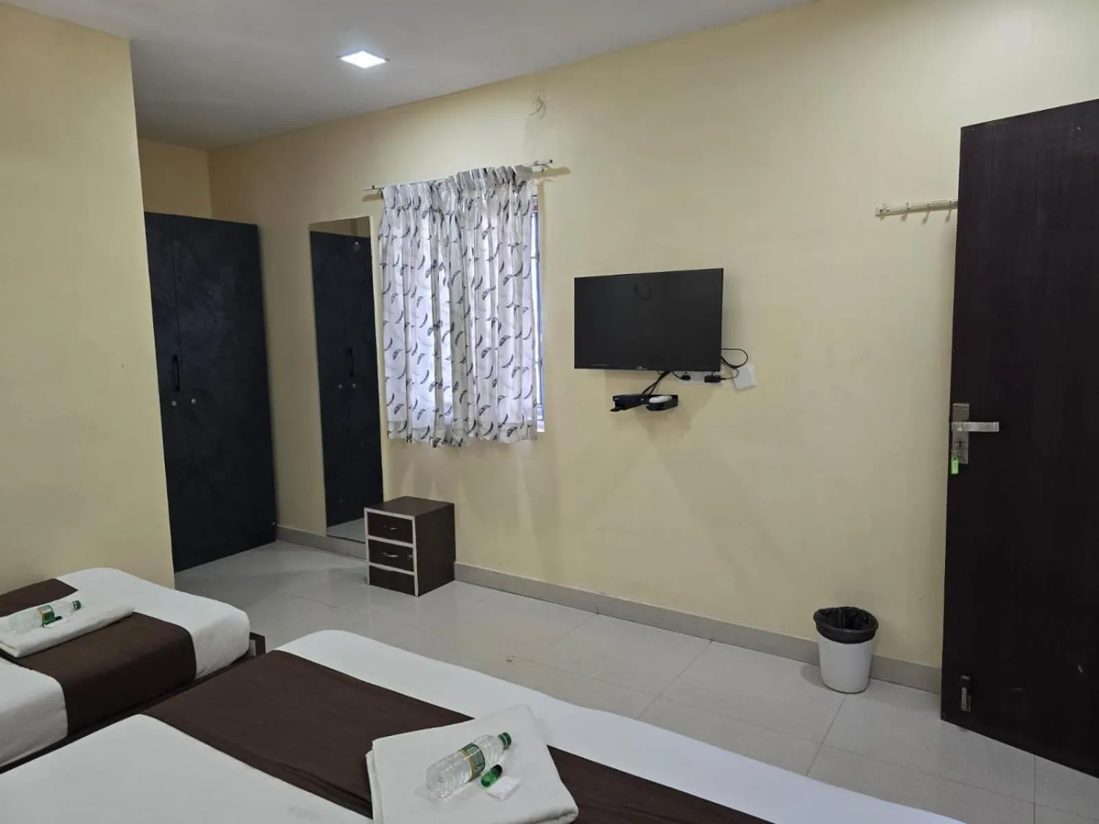 GT Empire Hotel Near Chennai Trade Centre