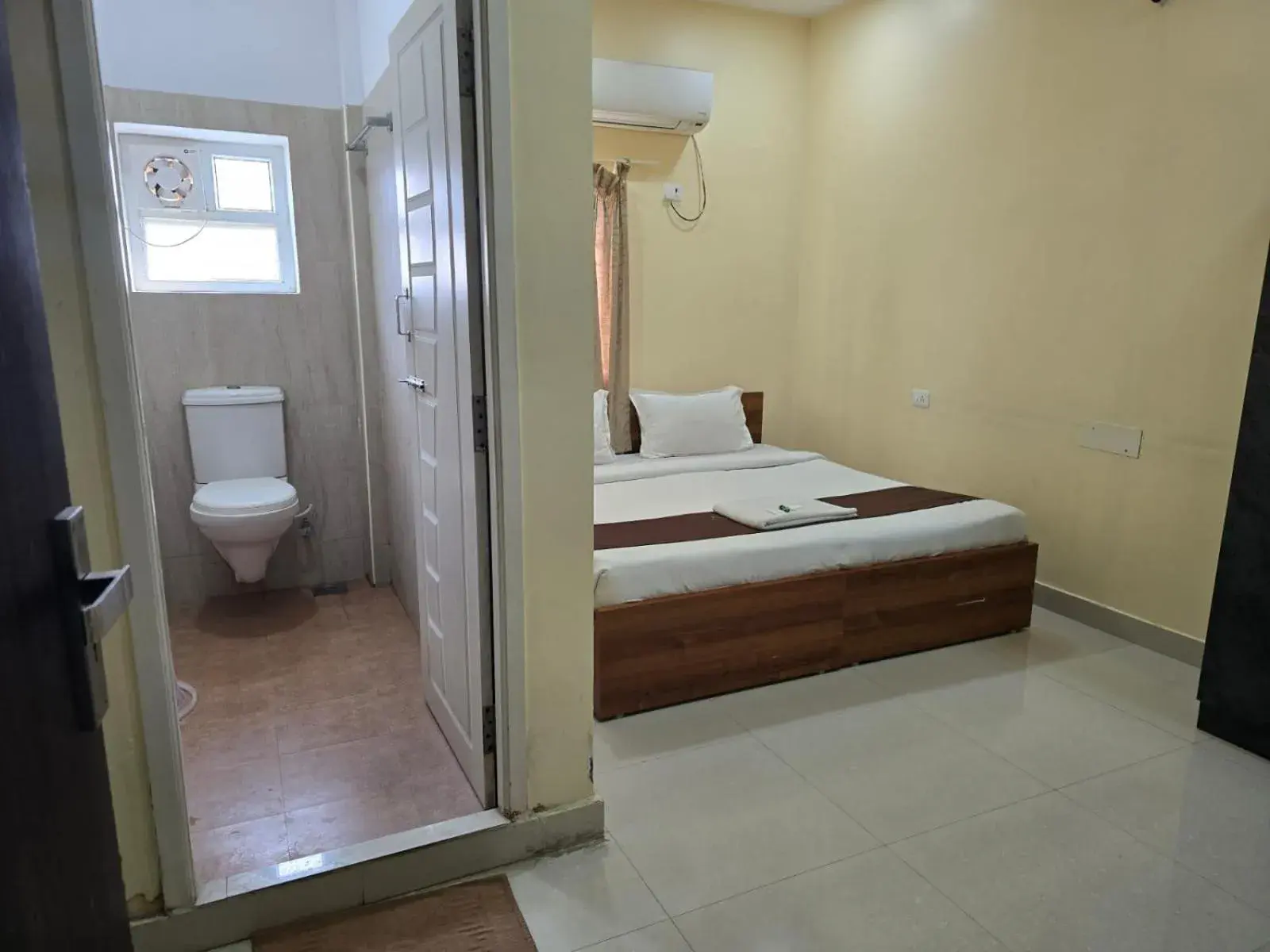 GT Empire Hotel Near Chennai Trade Centre GT Empire Hotel Near Chennai Trade Centre
