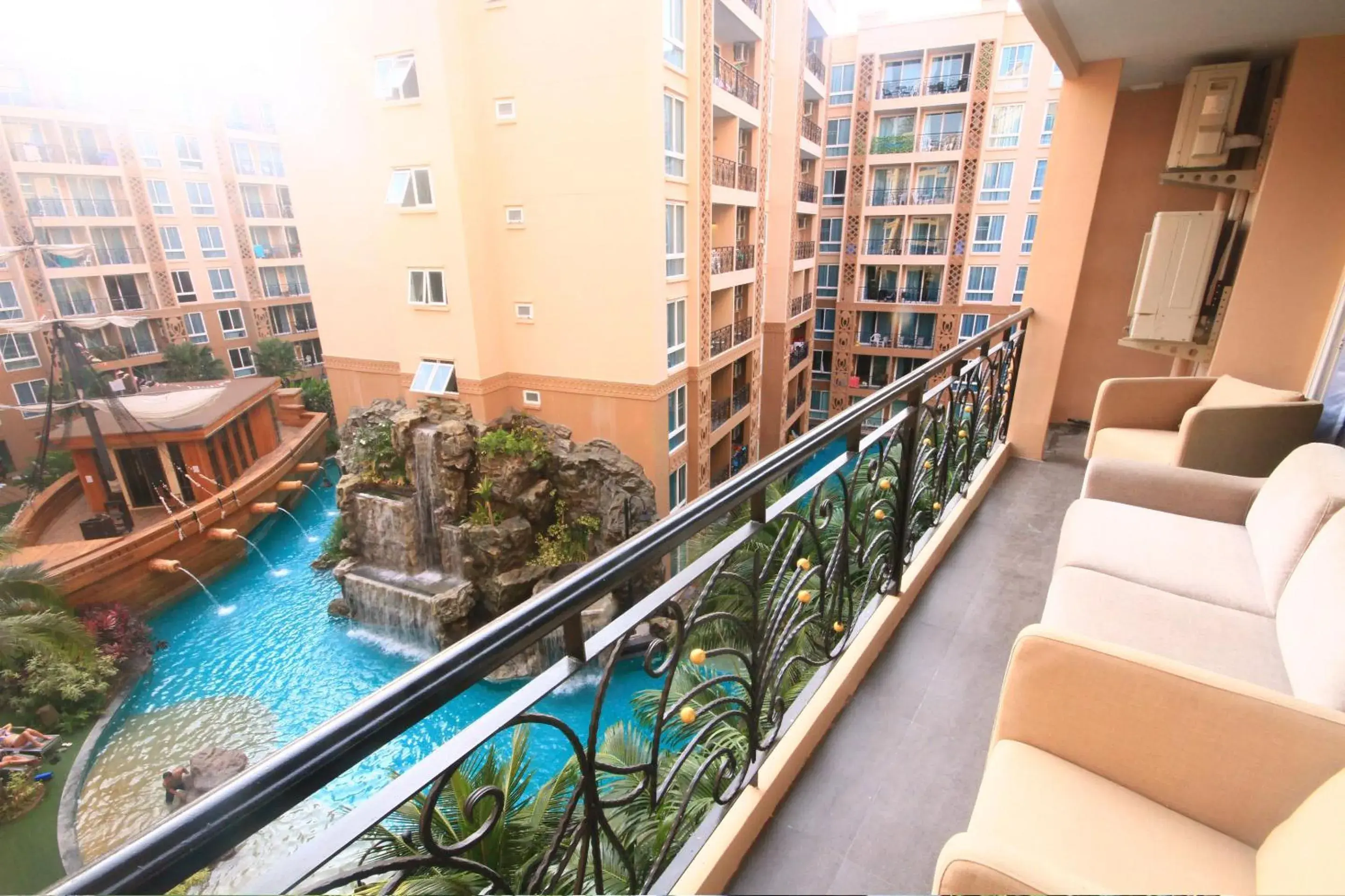 Balcony/Terrace, Pool View in Atlantis Condo & Water Park Pattaya By The Sea