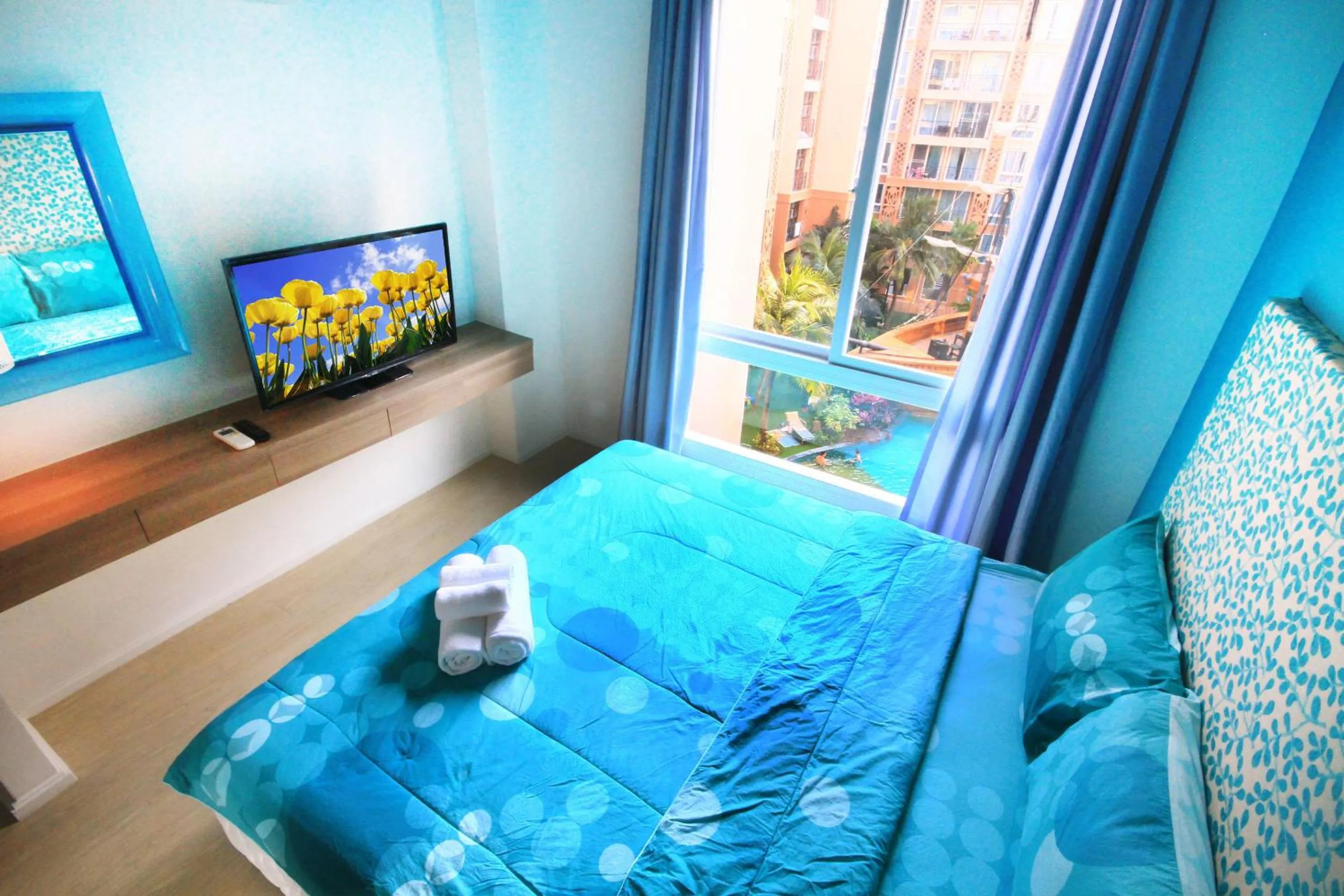 Bed in Atlantis Condo & Water Park Pattaya By the Sea