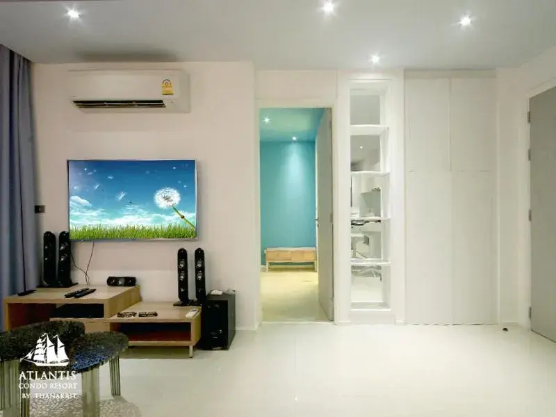 TV/Entertainment Center in Atlantis Condo & Water Park Pattaya By The Sea